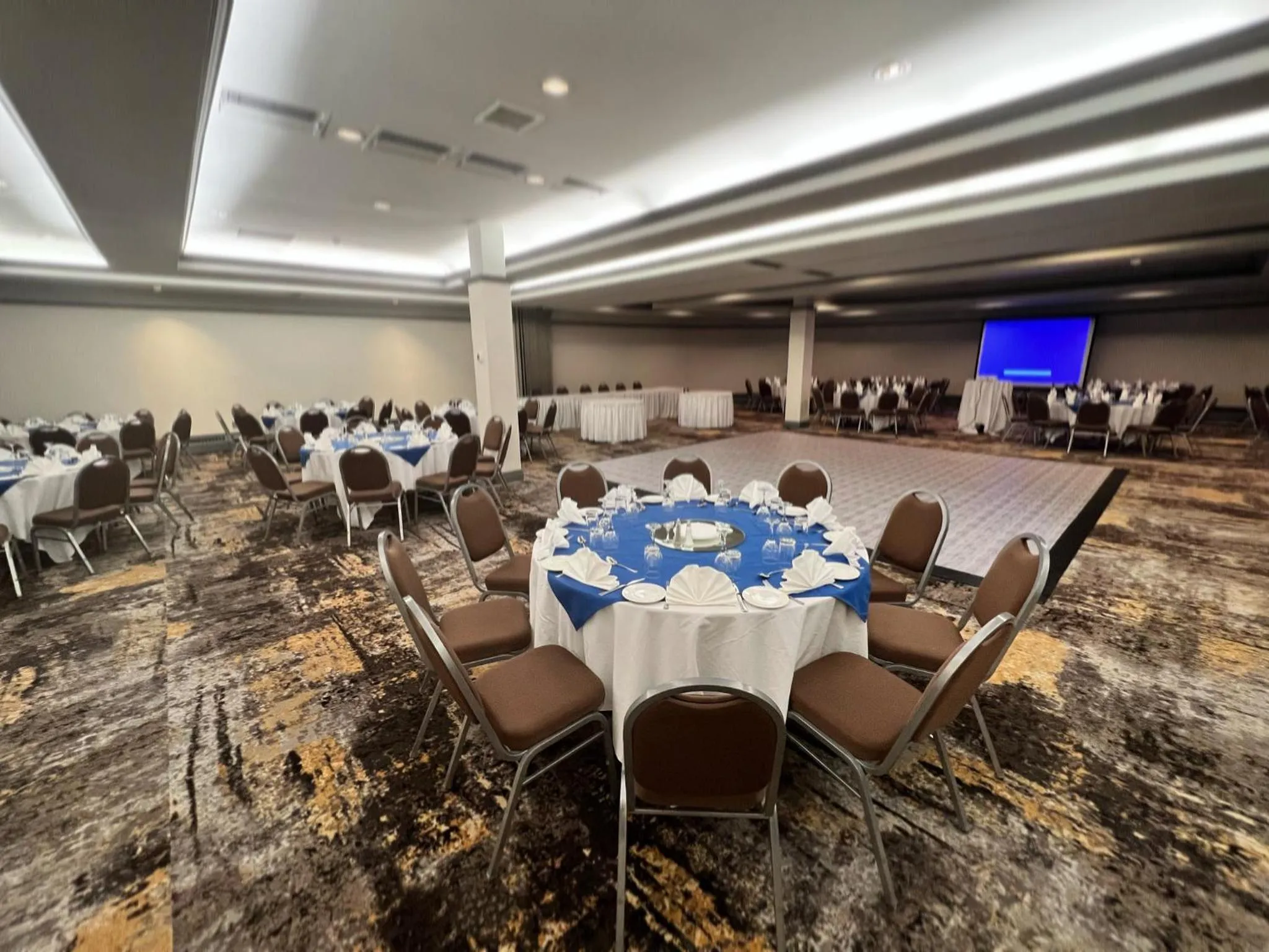 Meeting/conference room in Holiday Inn Toronto Airport East by IHG
