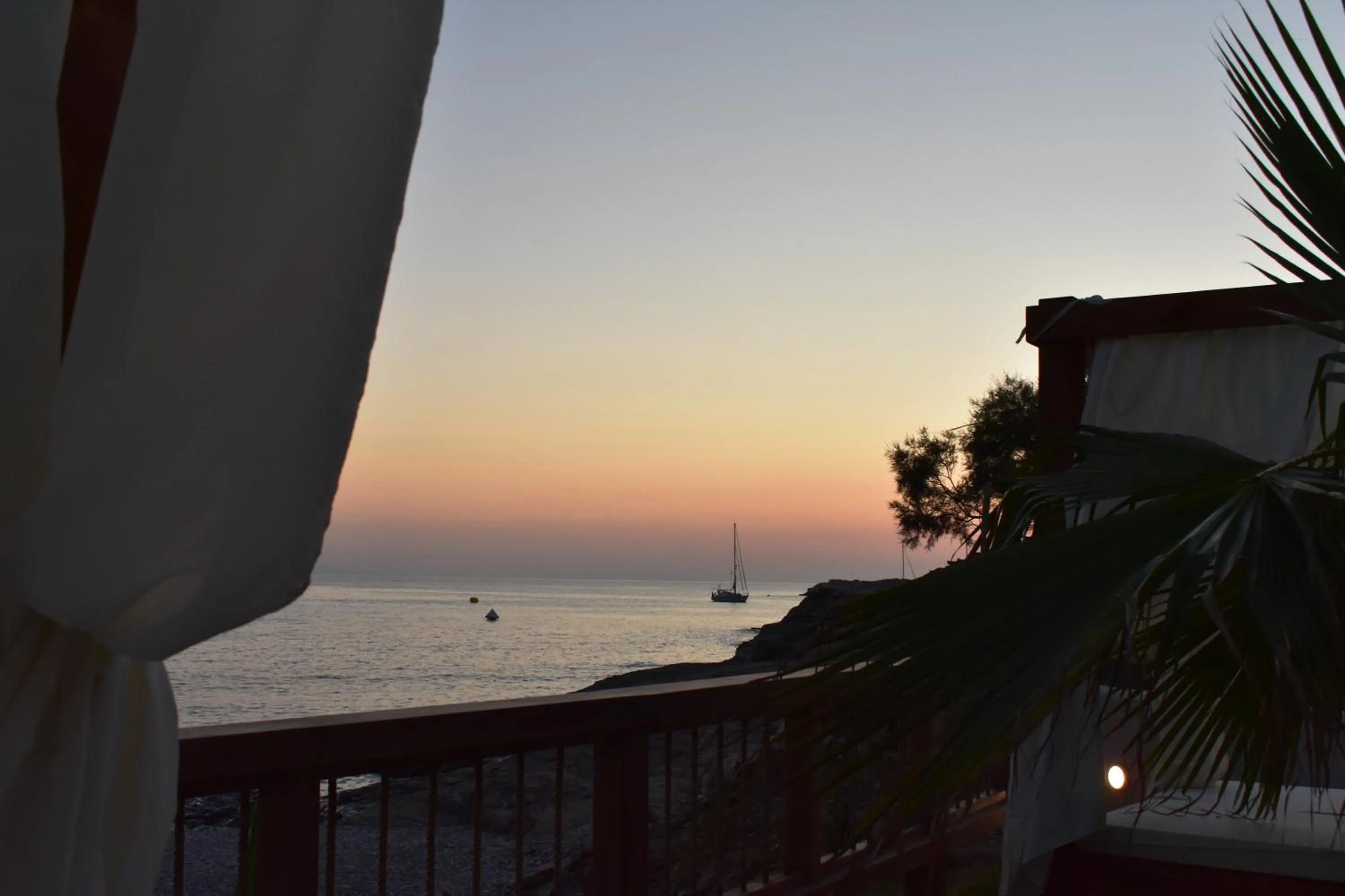 Beach in Anamar Kea Boutique