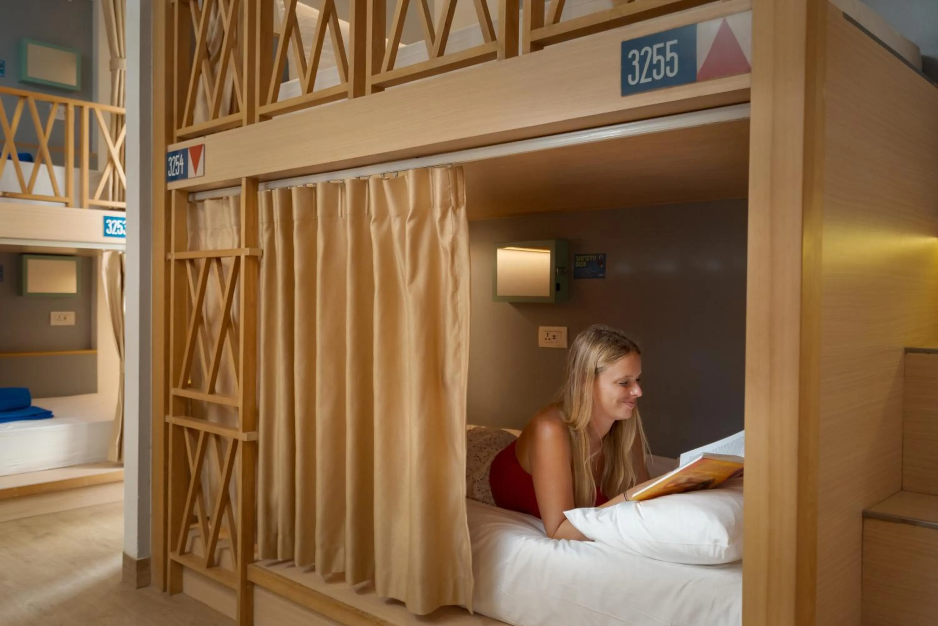 Bed in Lub d Siem Reap - Near Pub Street & Angkor Wat