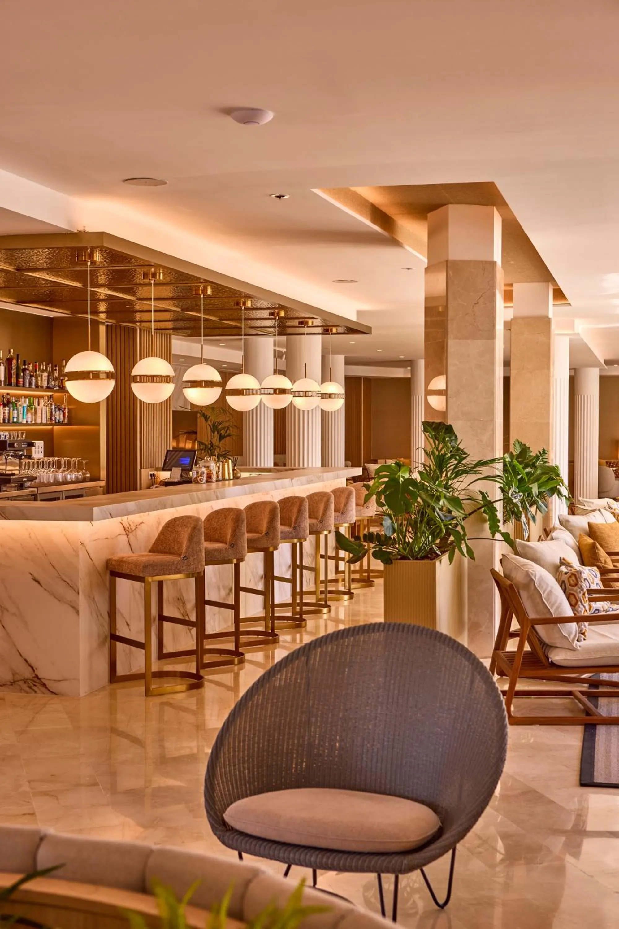 Lounge or bar in Universal Grand León & Spa