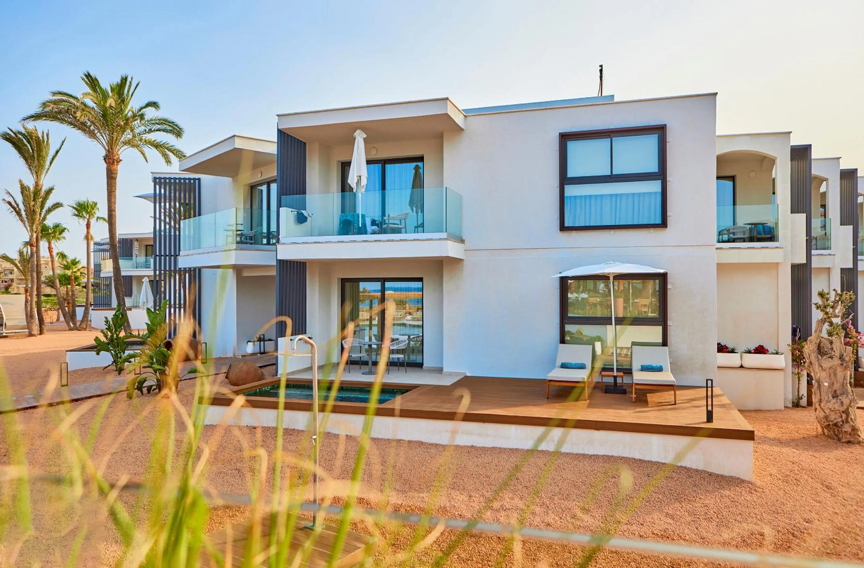 Property building in Universal Grand León & Spa