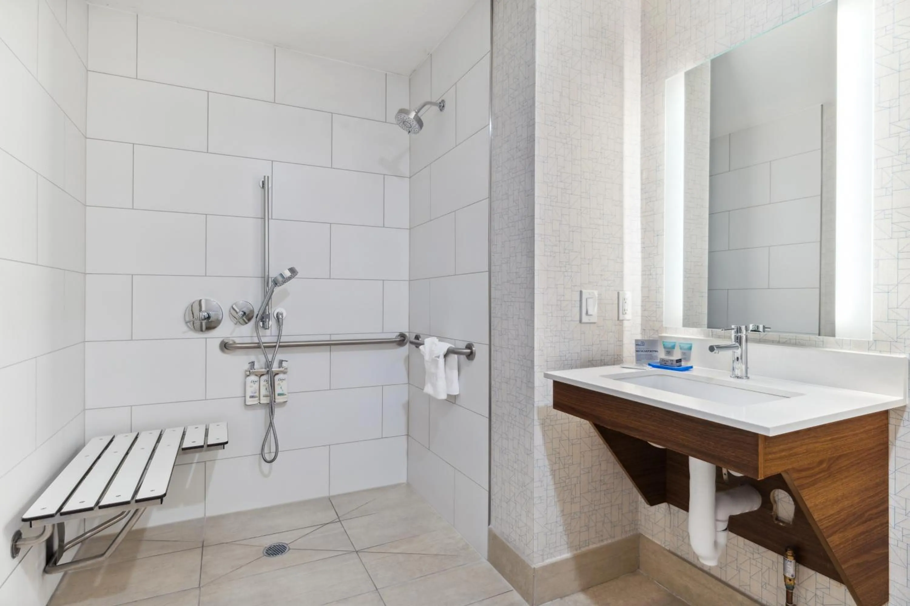 Shower in Holiday Inn Express & Suites Mountain View Silicon Valley by IHG