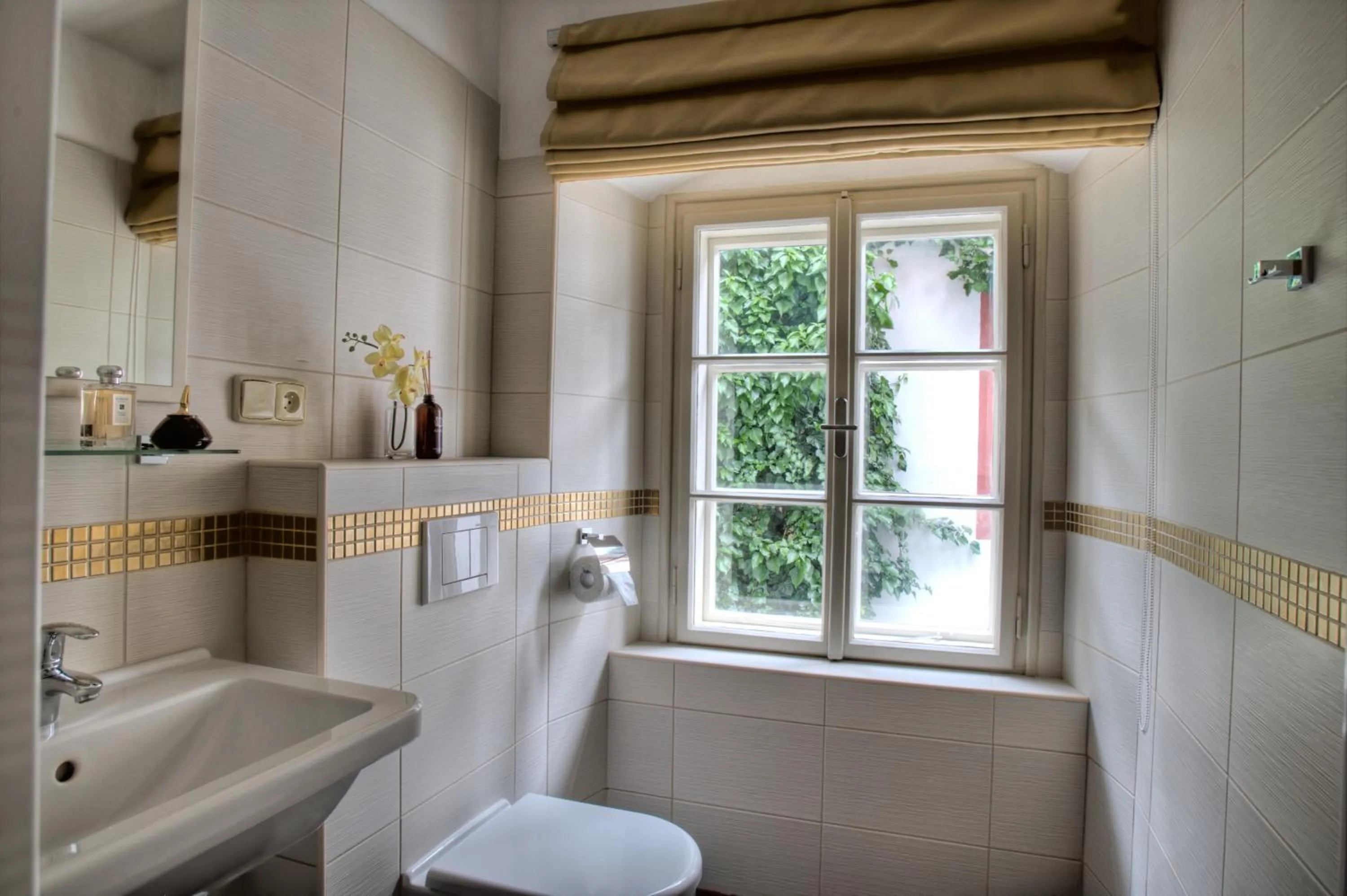 Bathroom in Hotel Peregrin