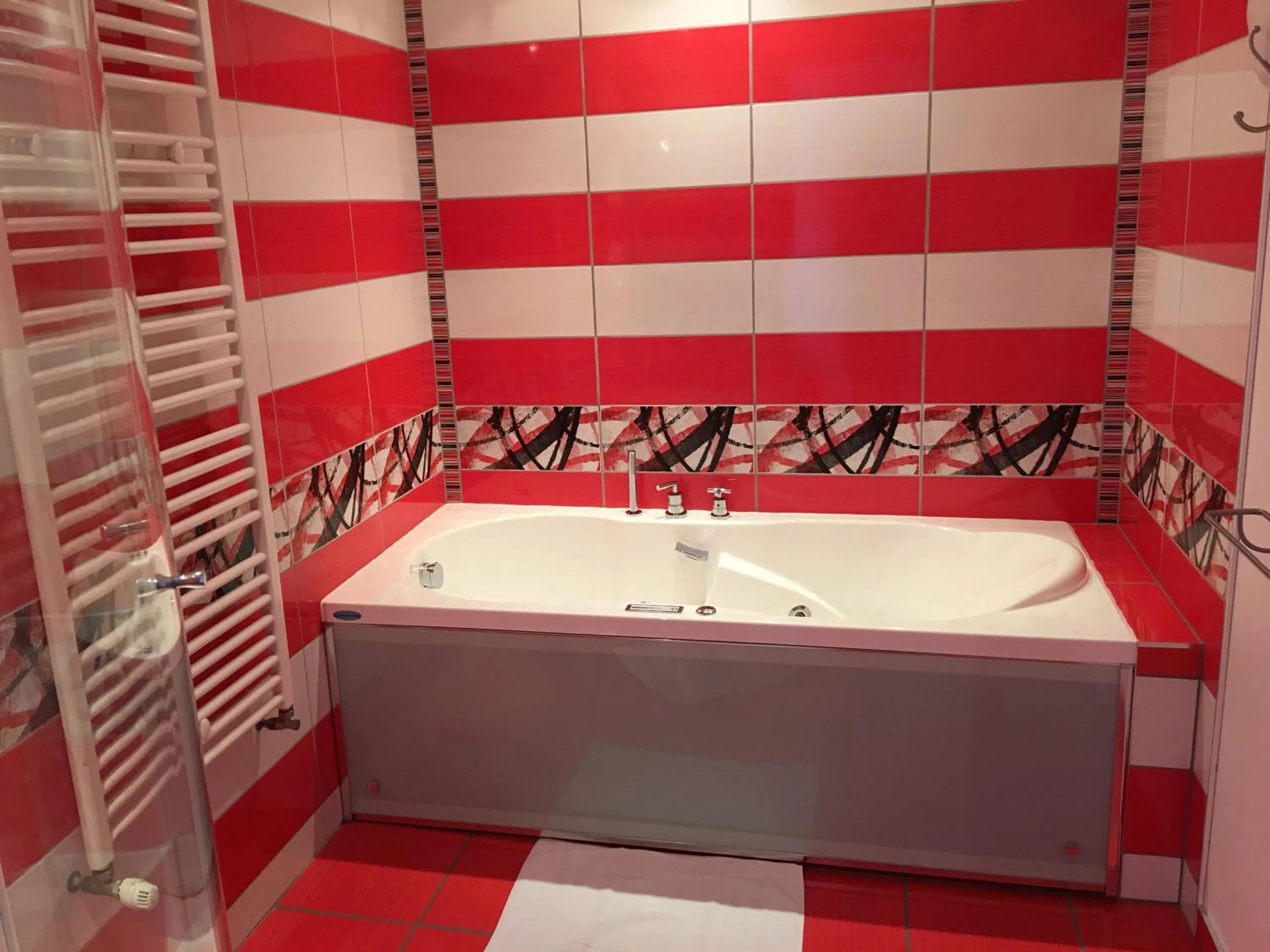 Hot Tub in Les chambres de La Métairie du Dick