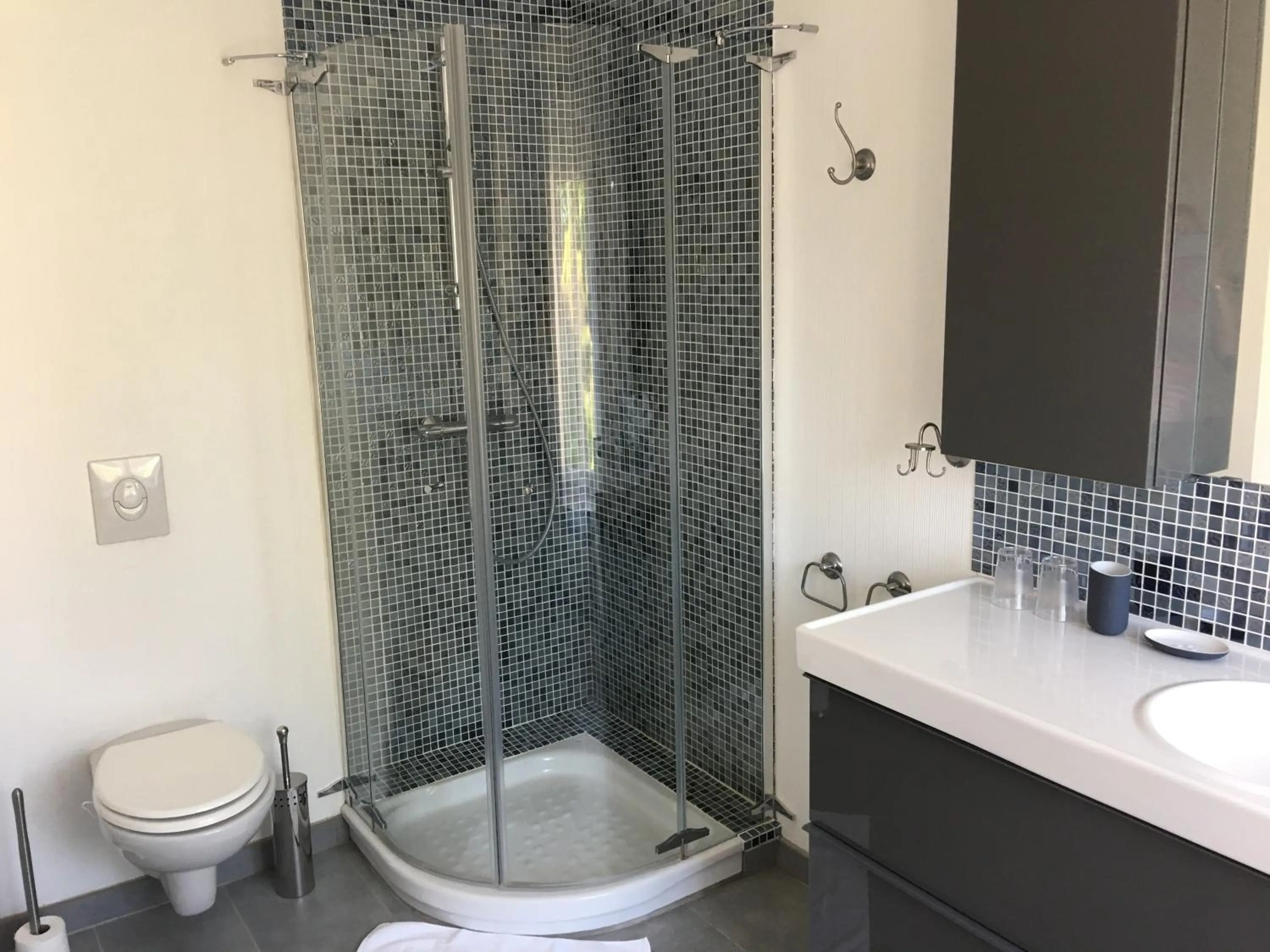 Shower in Les chambres de La Métairie du Dick