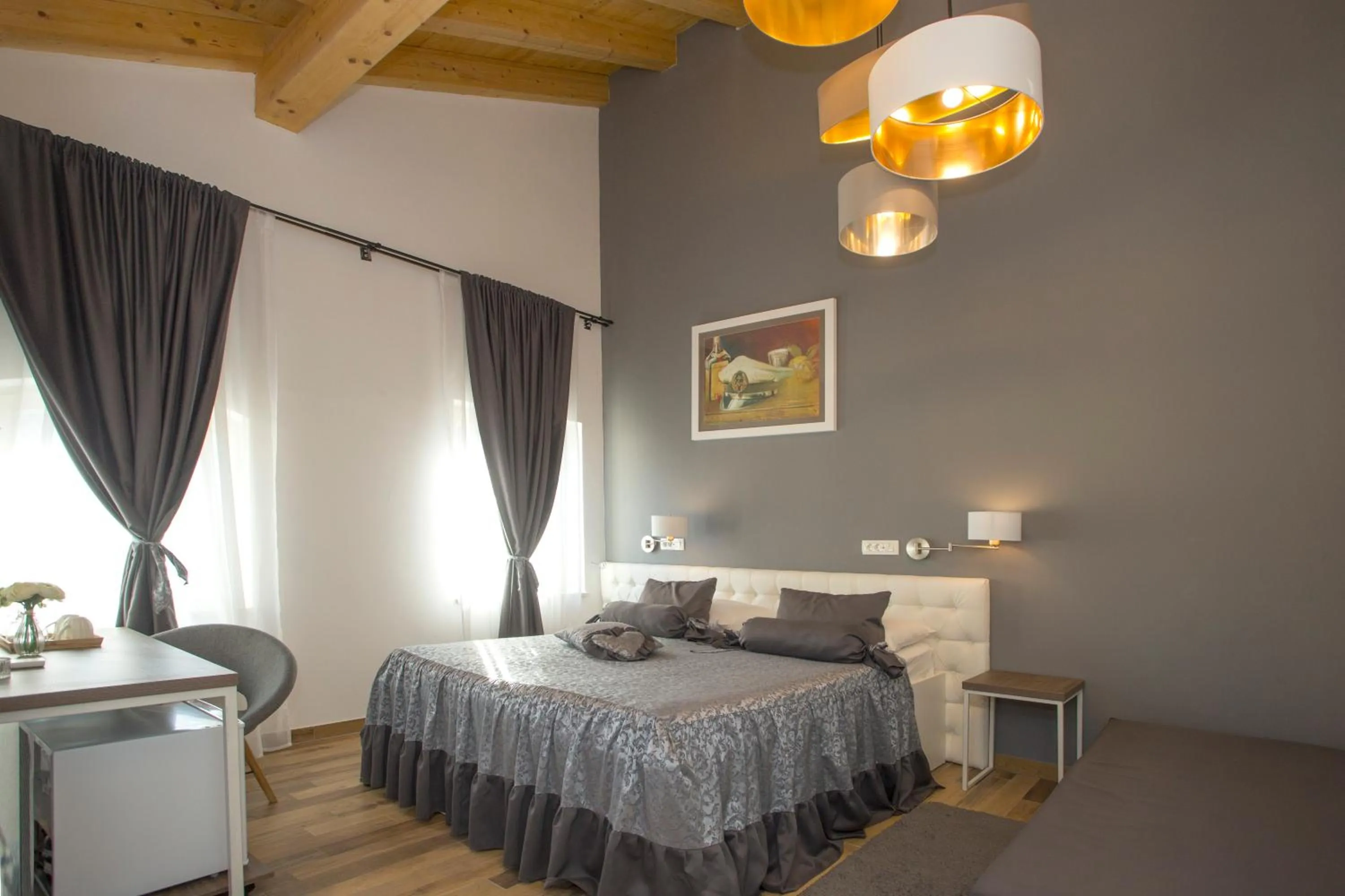 Photo of the whole room, Bed in Aspalathos Residence