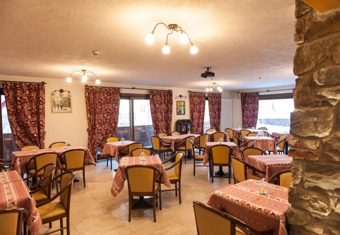 Limone Palace Aparthotel