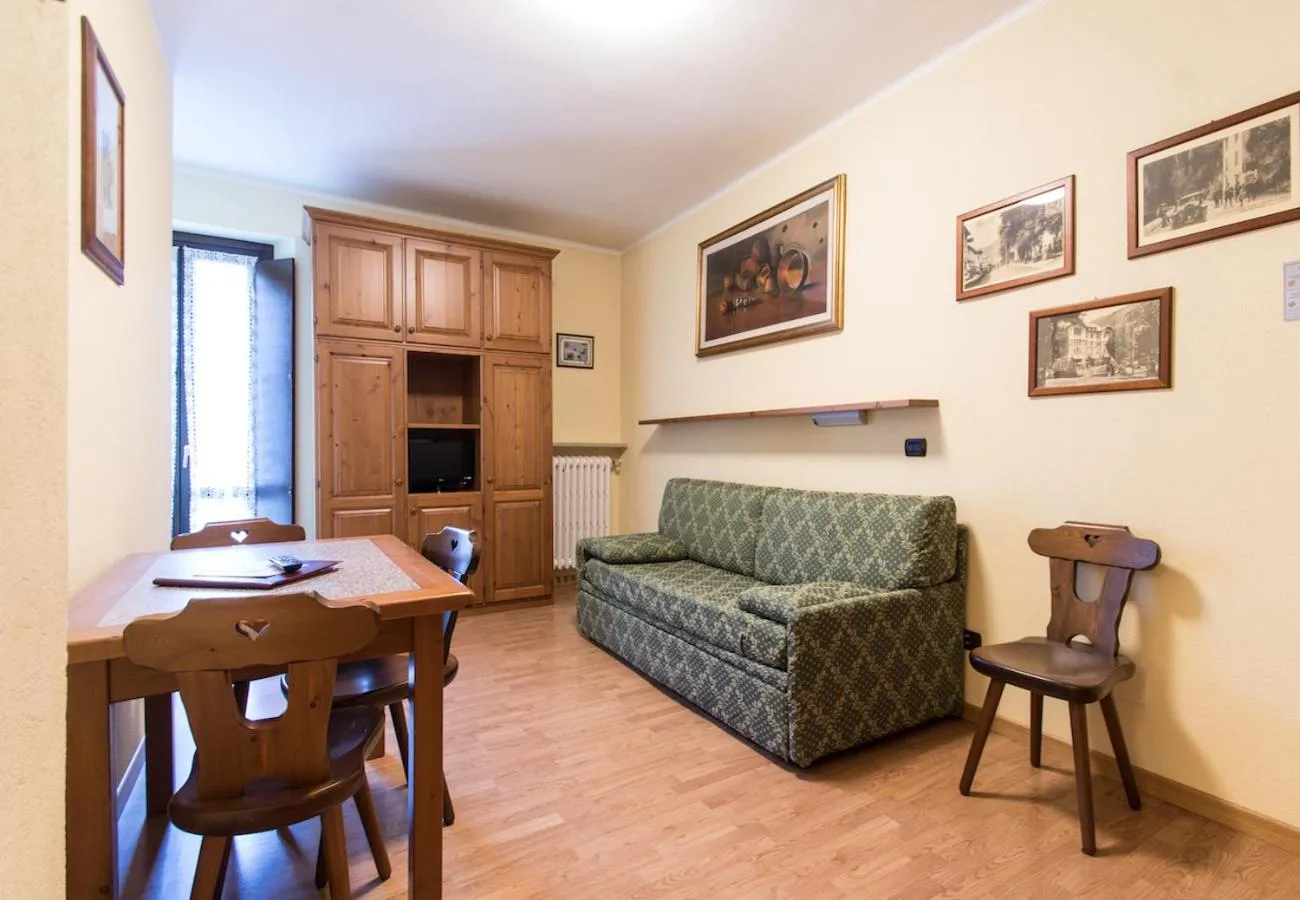 Limone Palace Aparthotel
