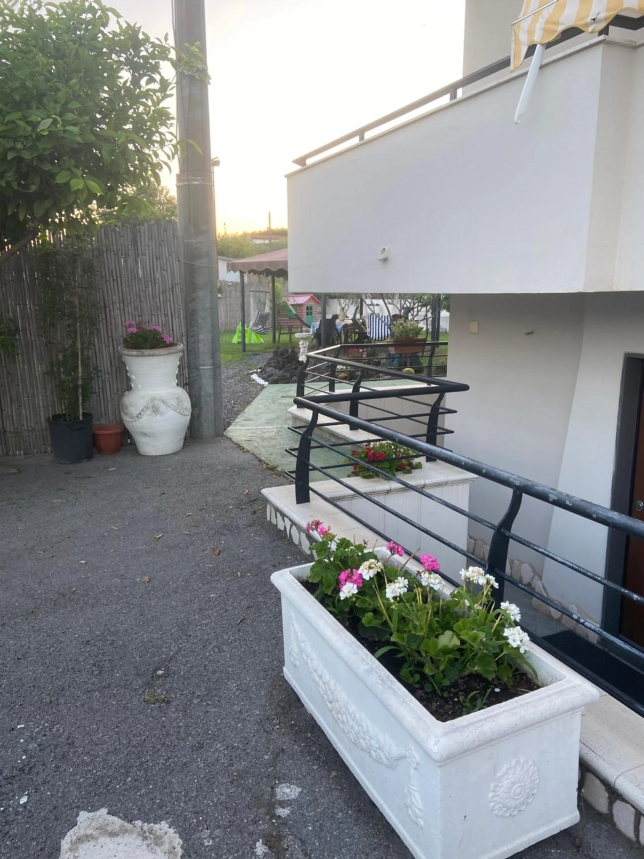 Facade/entrance in Pompei Gryllus