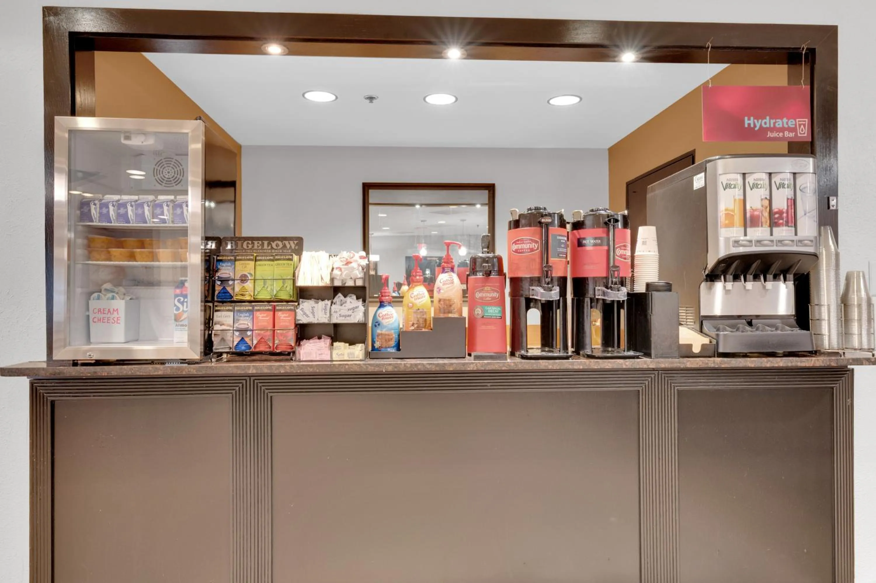 Coffee/tea facilities in Best Western Plus The Charles Hotel