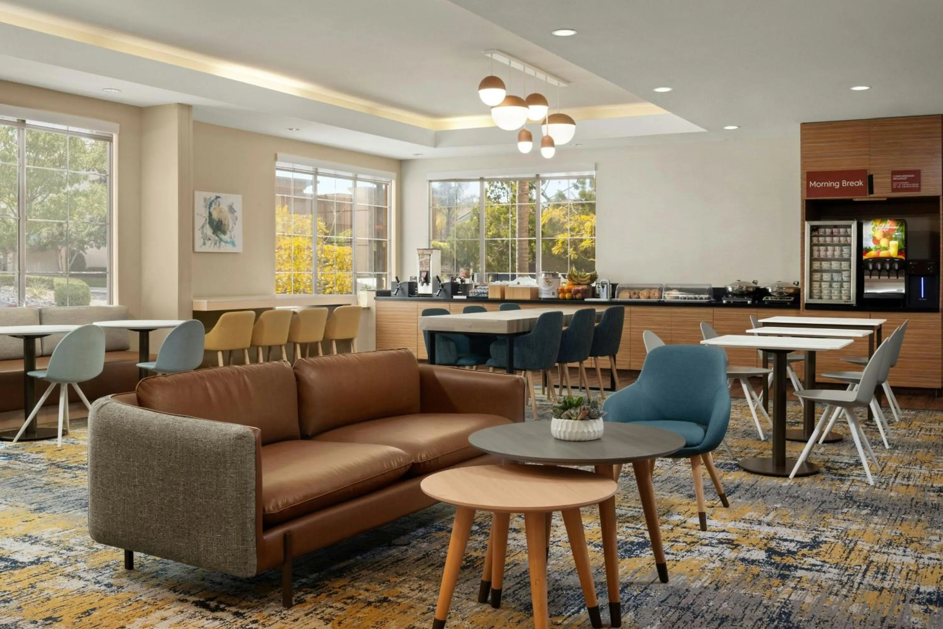 Breakfast in TownePlace Suites by Marriott San Diego Carlsbad / Vista