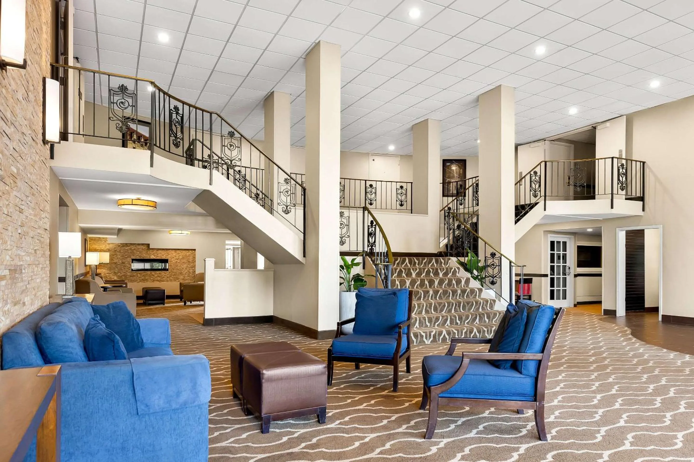 Lobby or reception in Comfort Inn St Louis - Westport Event Center