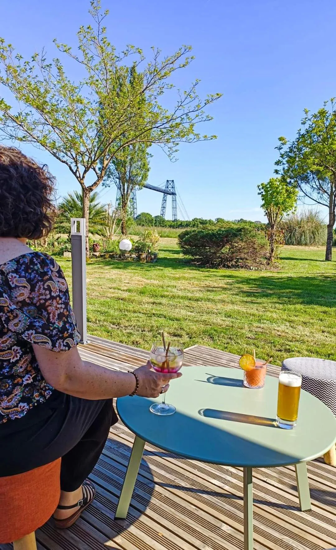 Lounge or bar in Hôtel-Restaurant La Belle Poule - Contact Hotel