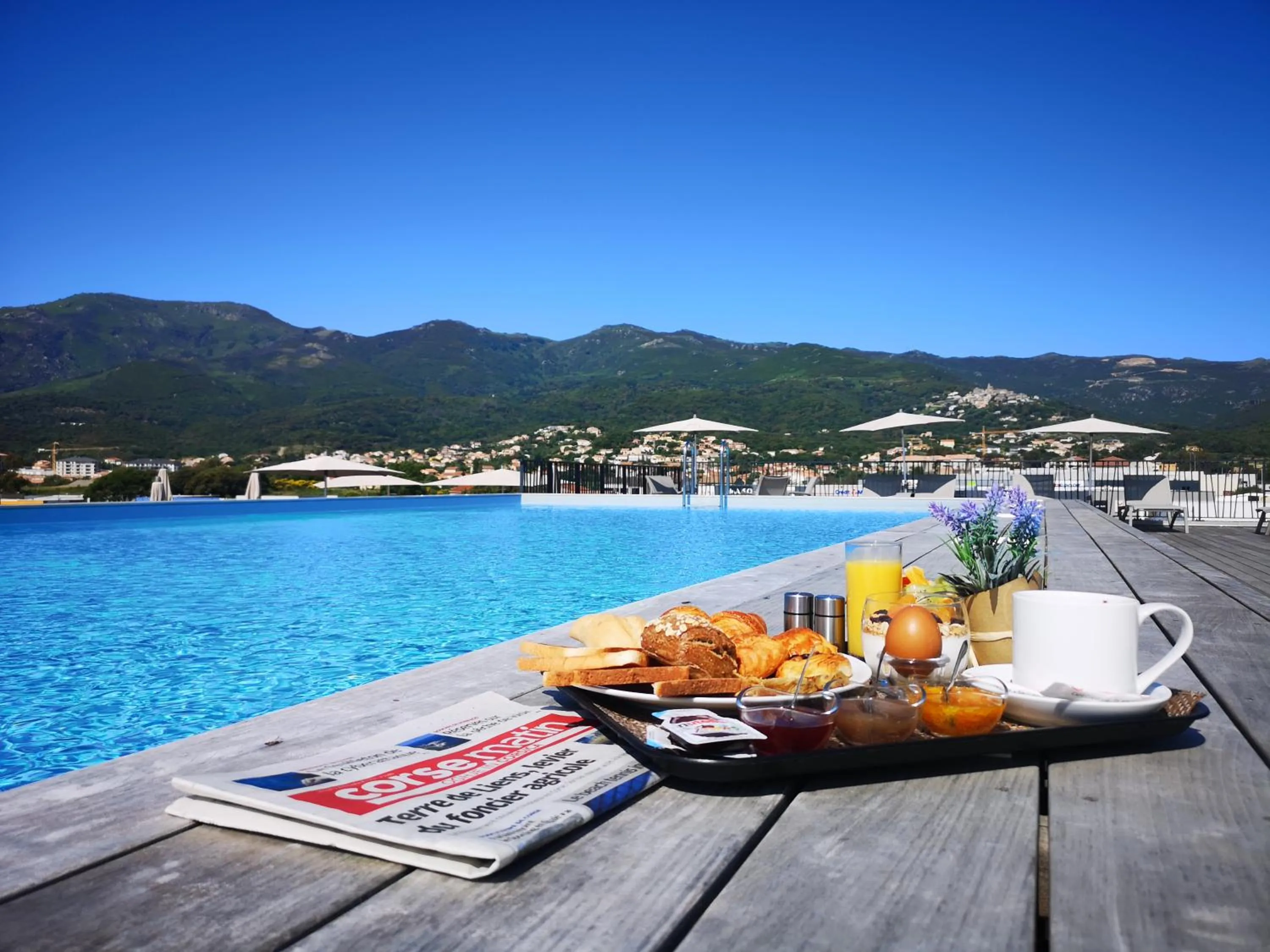 Mountain view in Hotel Residence Lido Marana Bastia Furiani