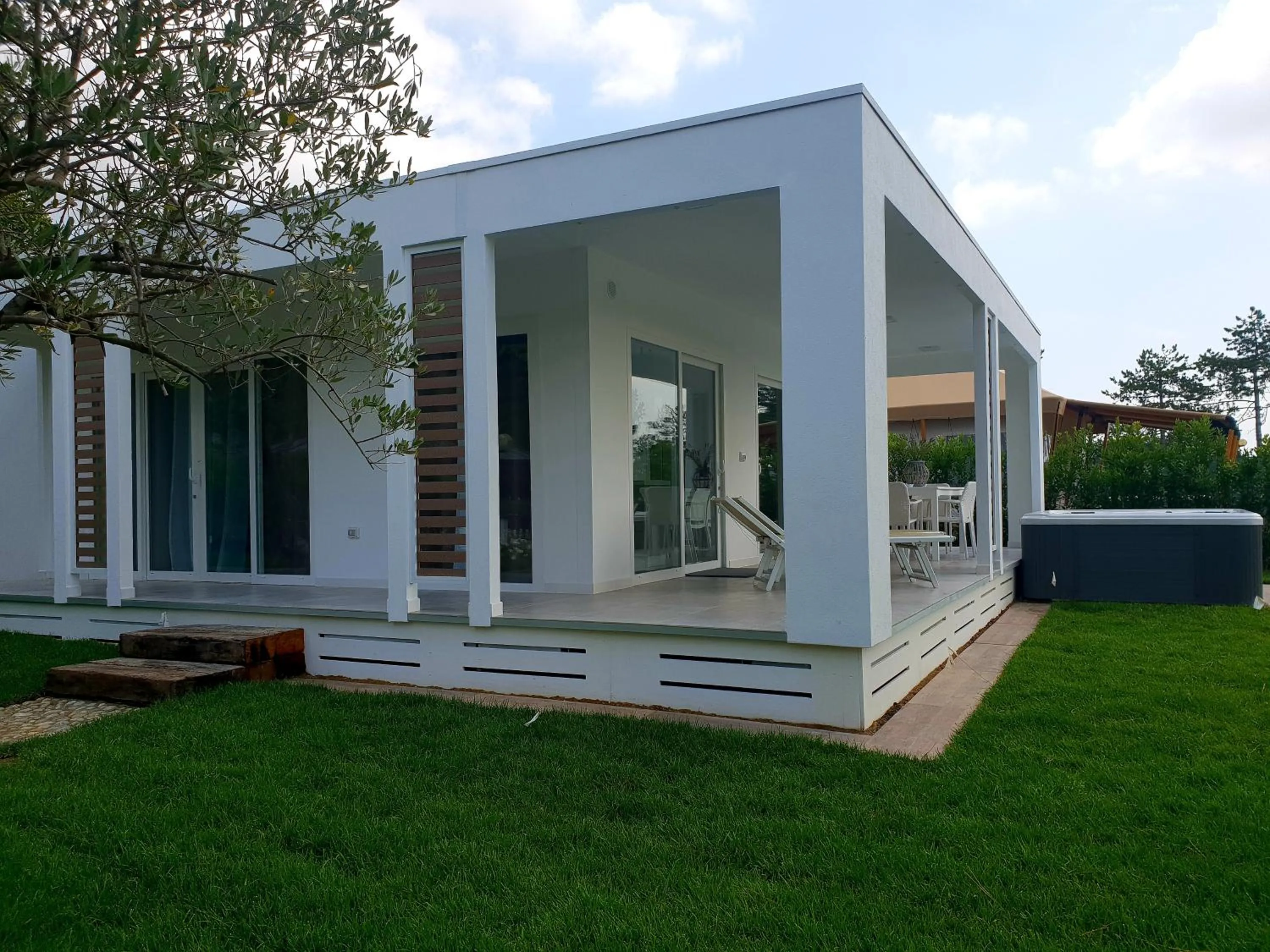 Property building in Villaggio La Pescaccia