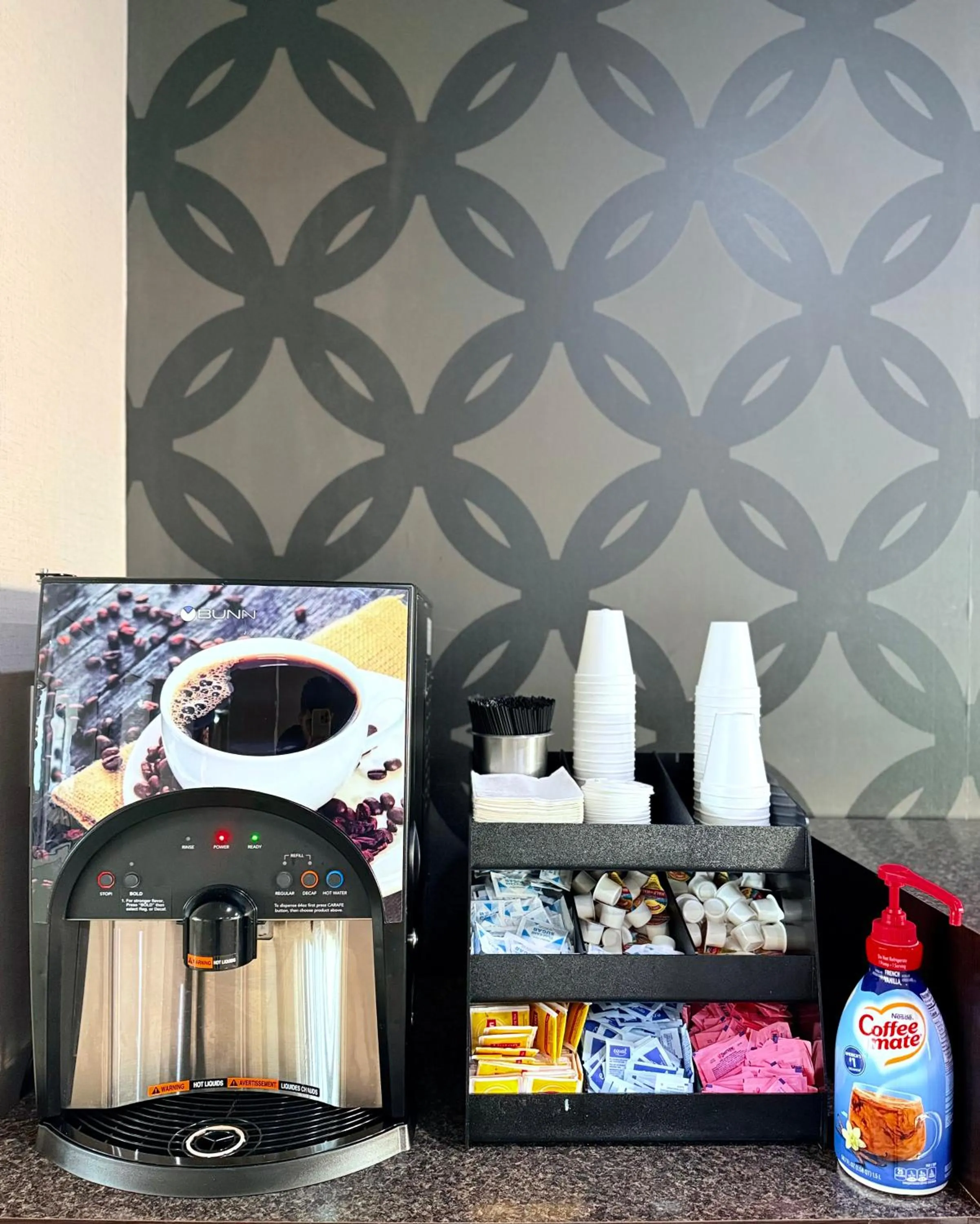 Coffee/tea facilities in La Quinta by Wyndham Orlando Universal area - Free Shuttle to Universal
