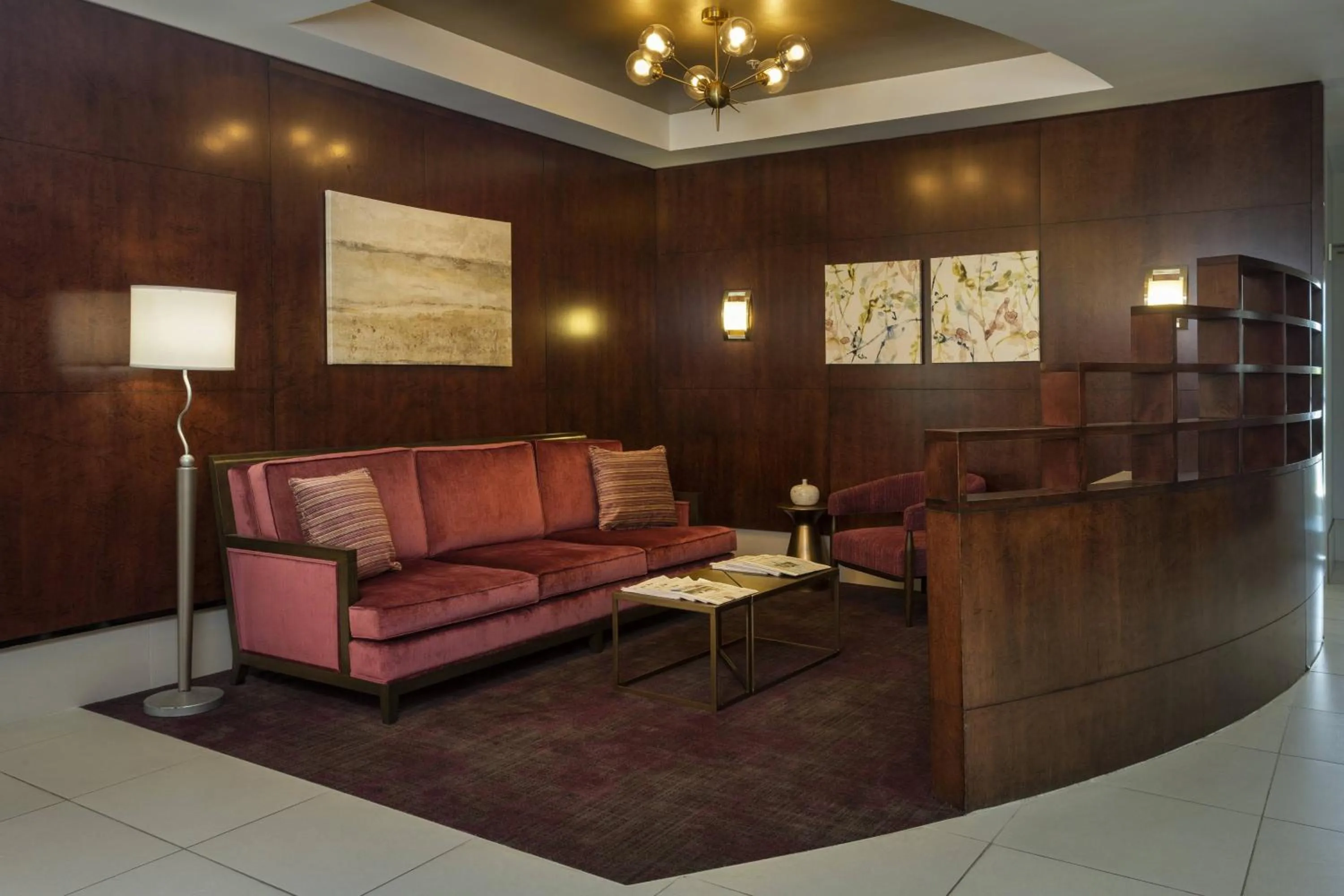 Lobby or reception in SpringHill Suites by Marriott Philadelphia Airport / Ridley Park