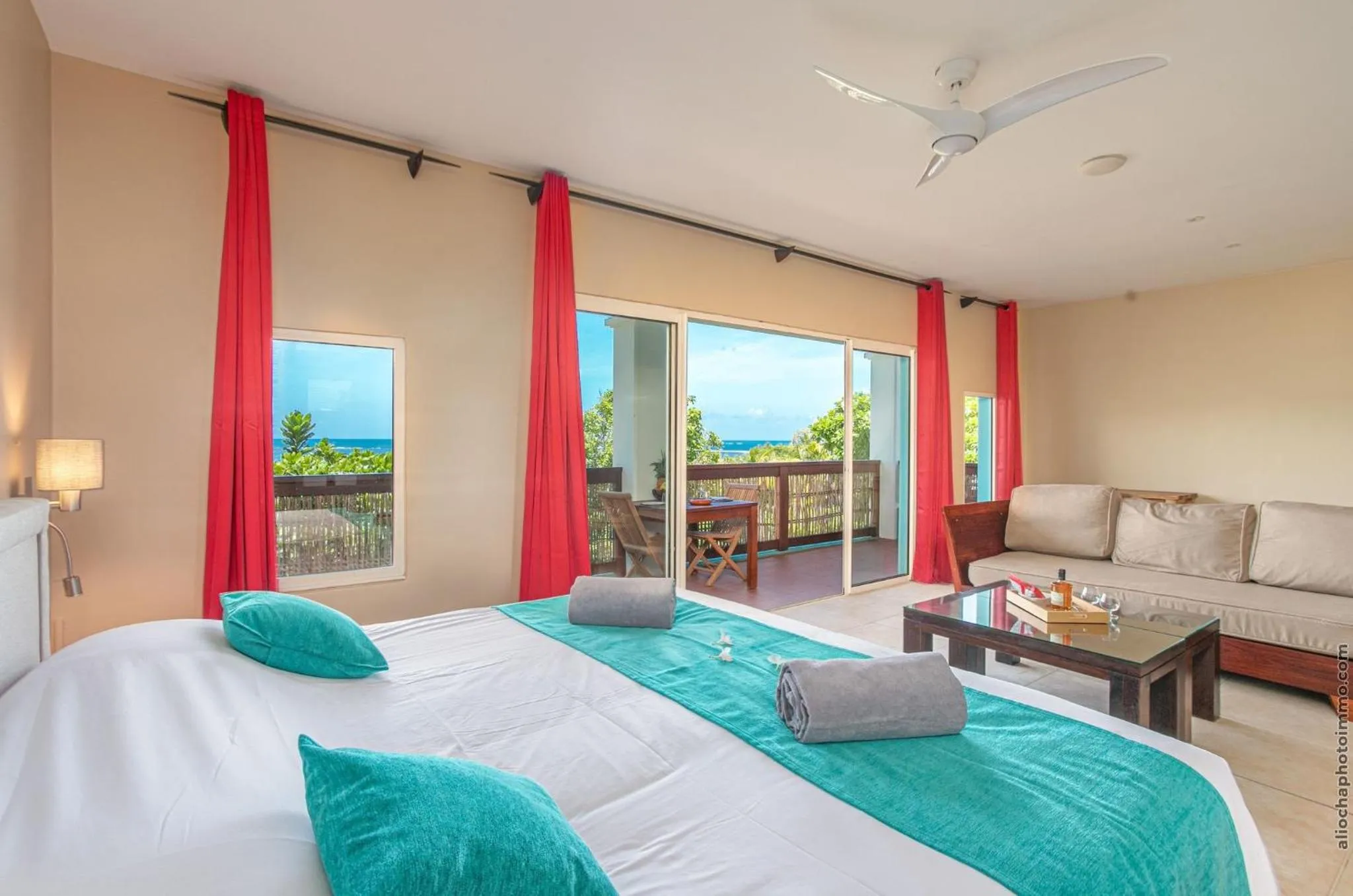 Bed in Les Villas du Lagon