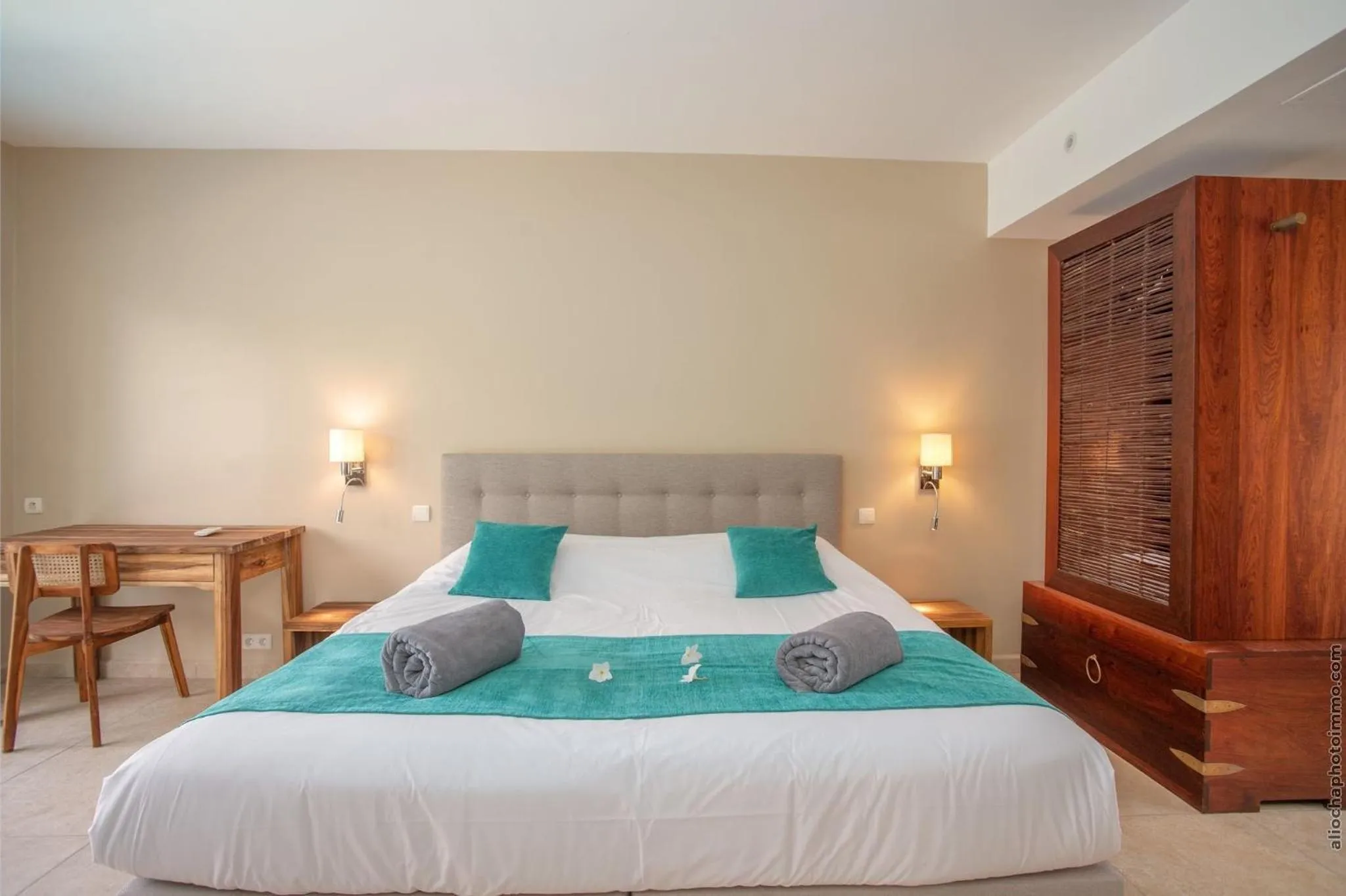 Bed in Les Villas du Lagon