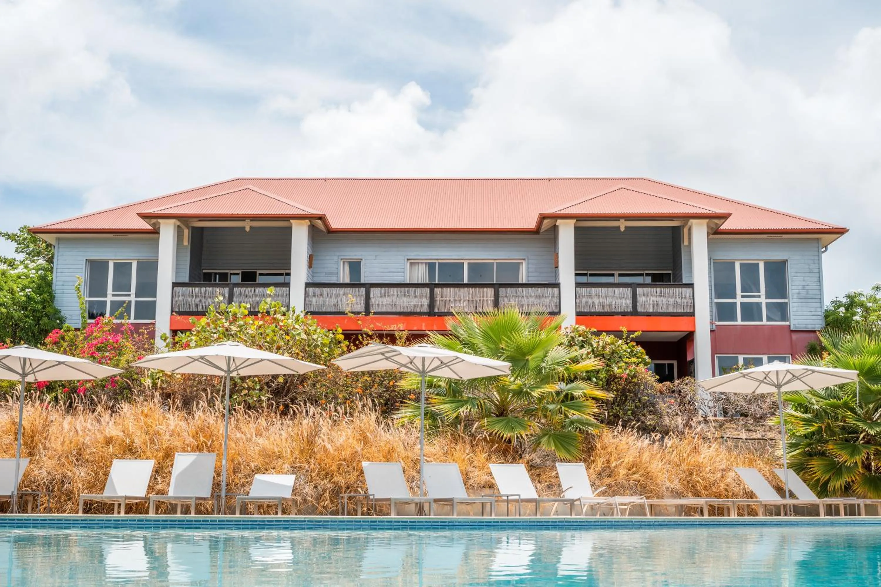 Pool view in Les Villas du Lagon