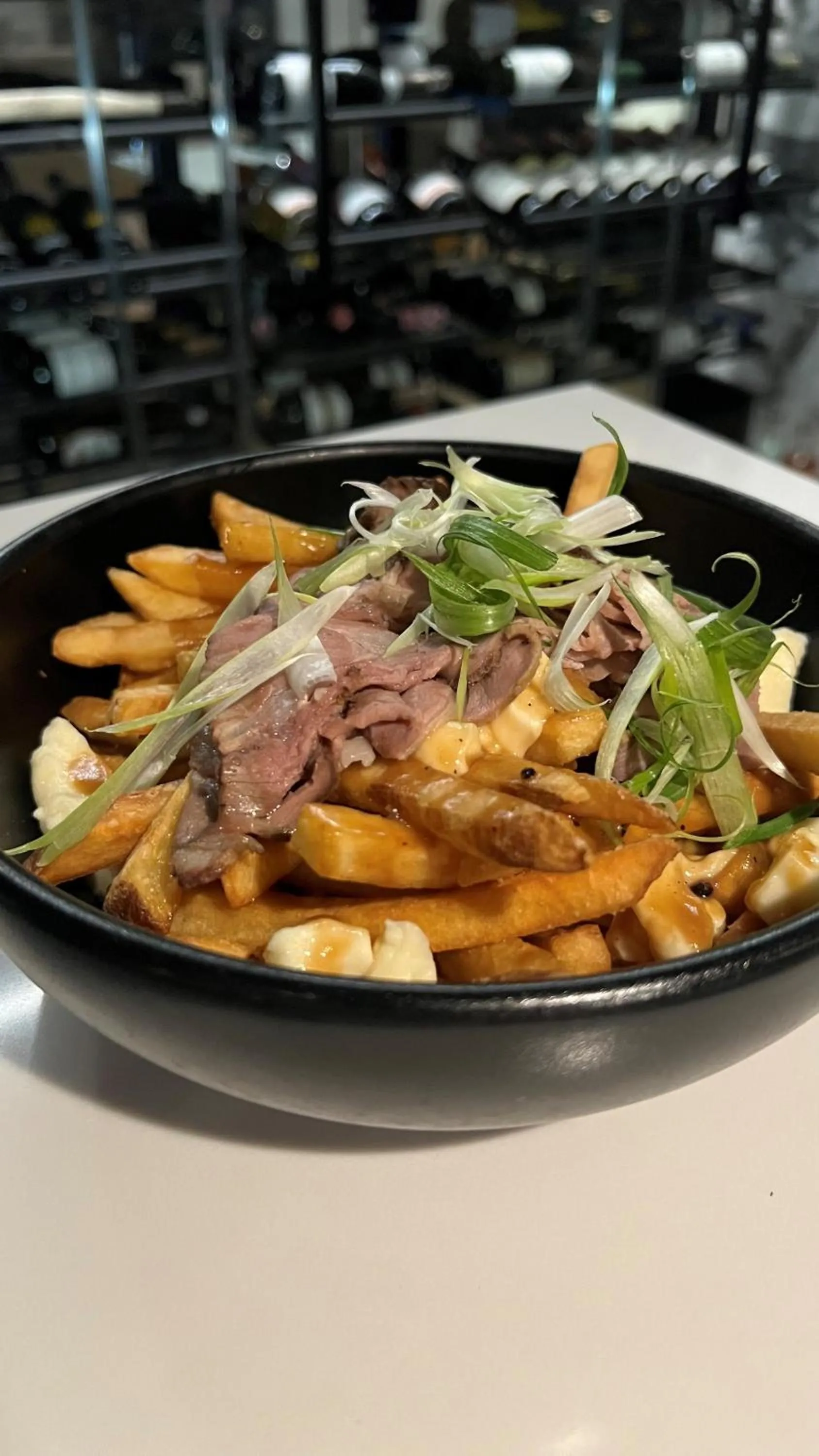 Restaurant/places to eat in Hotel & Suites Le Dauphin Drummondville