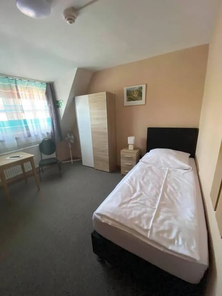 Bed in Hotel-Gasthof "Alter Ritter"