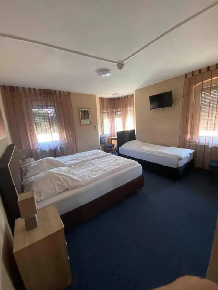 Bed in Hotel-Gasthof "Alter Ritter"