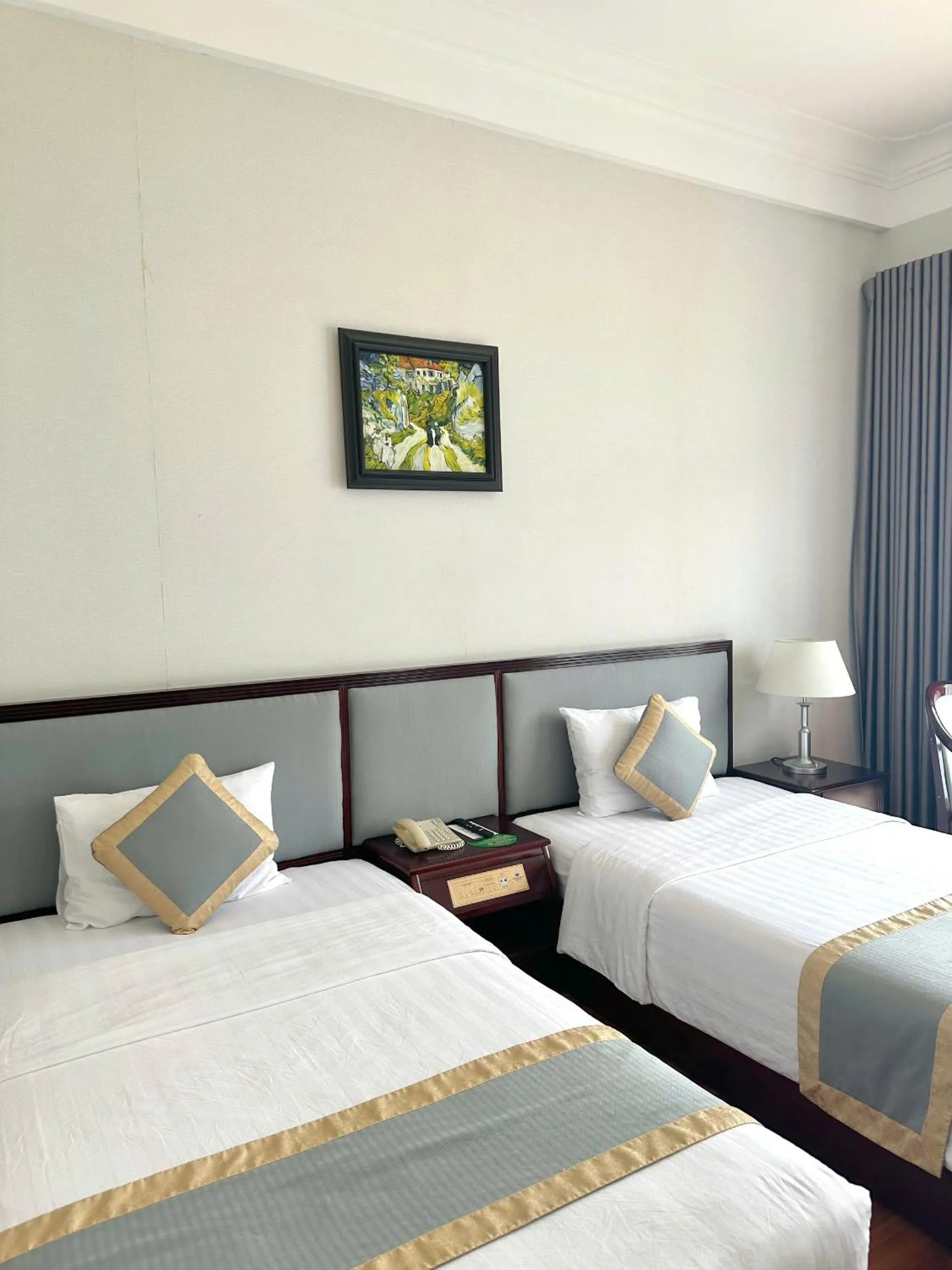 Bed in Seagull Hotel