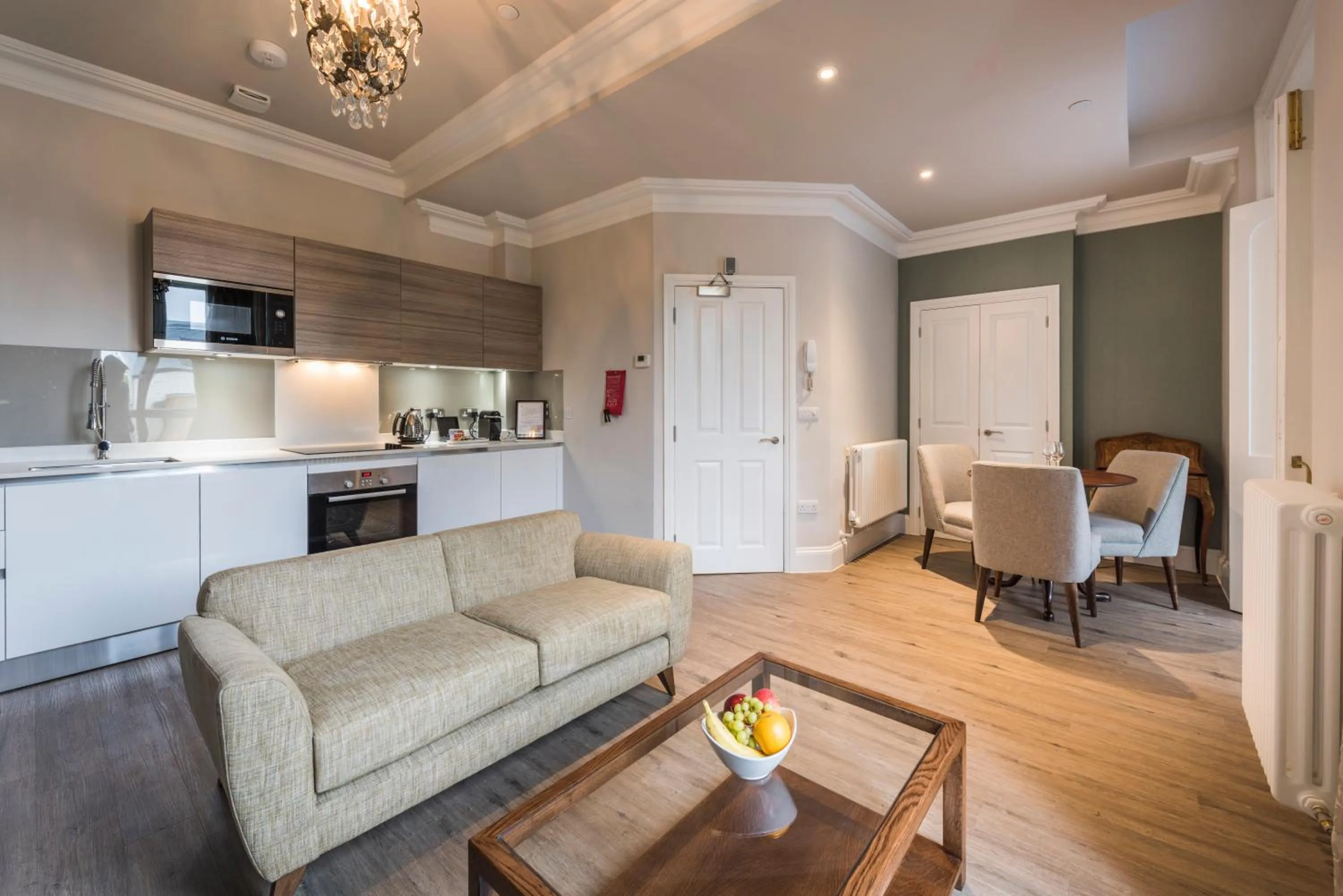 Kitchen or kitchenette in Beech House - Urban Apartments