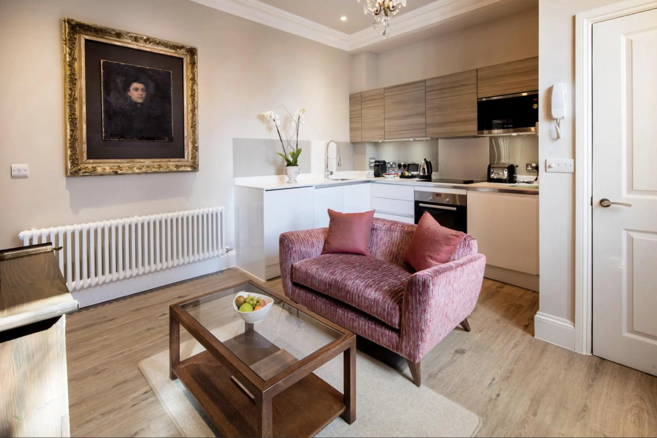 Kitchen or kitchenette in Beech House - Urban Apartments