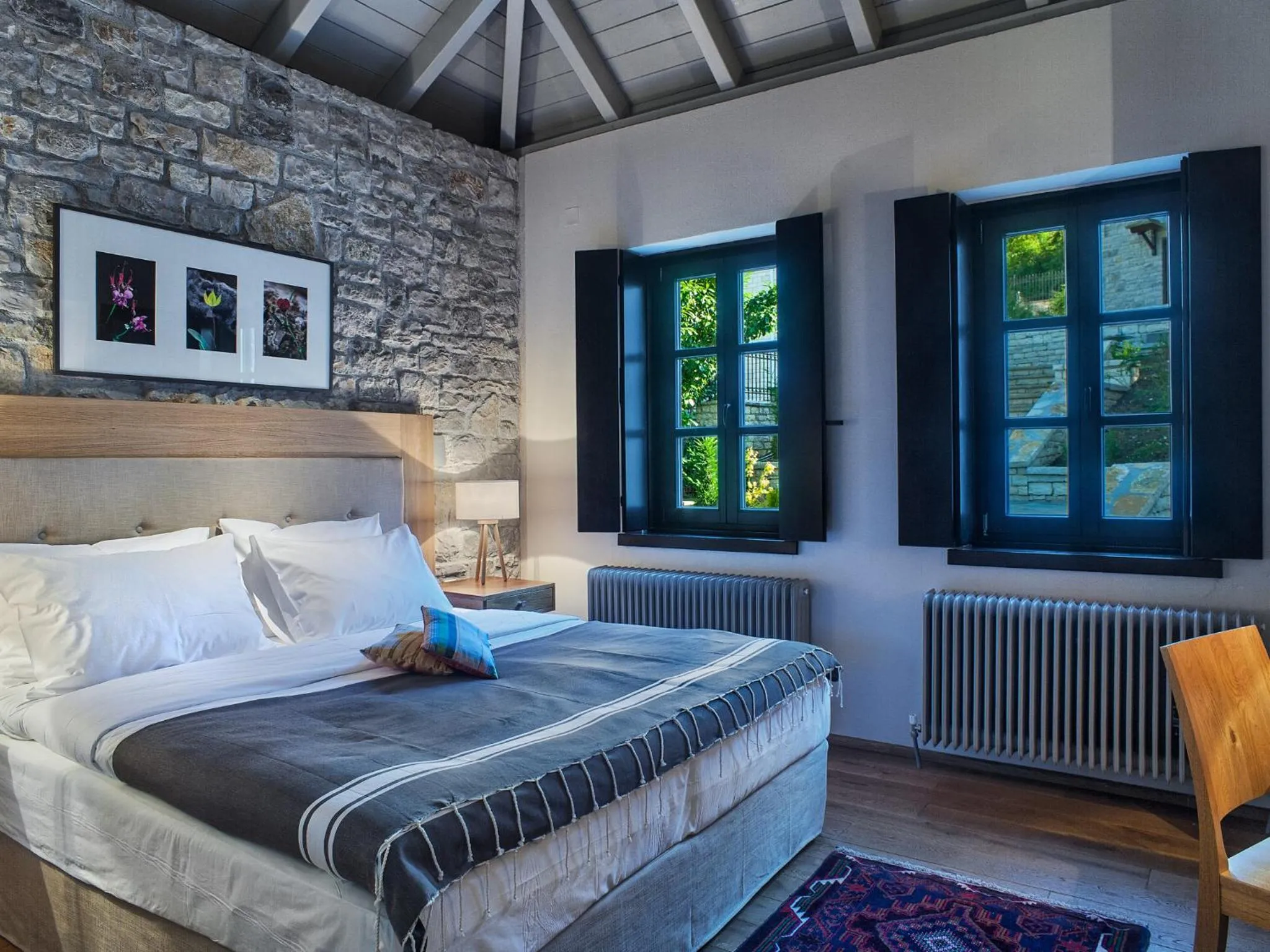Bed in Aristi Mountain Resort