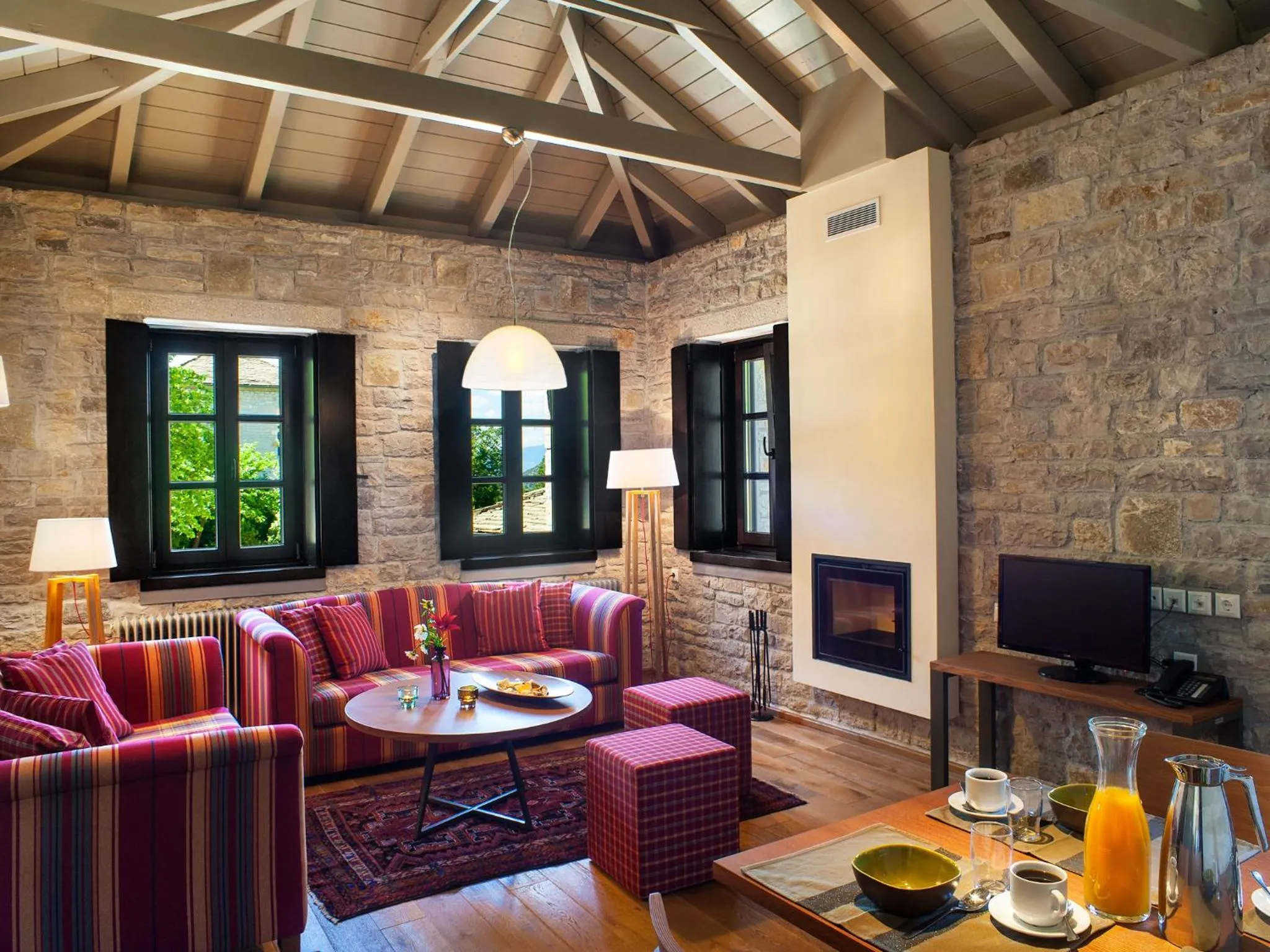 Photo of the whole room in Aristi Mountain Resort