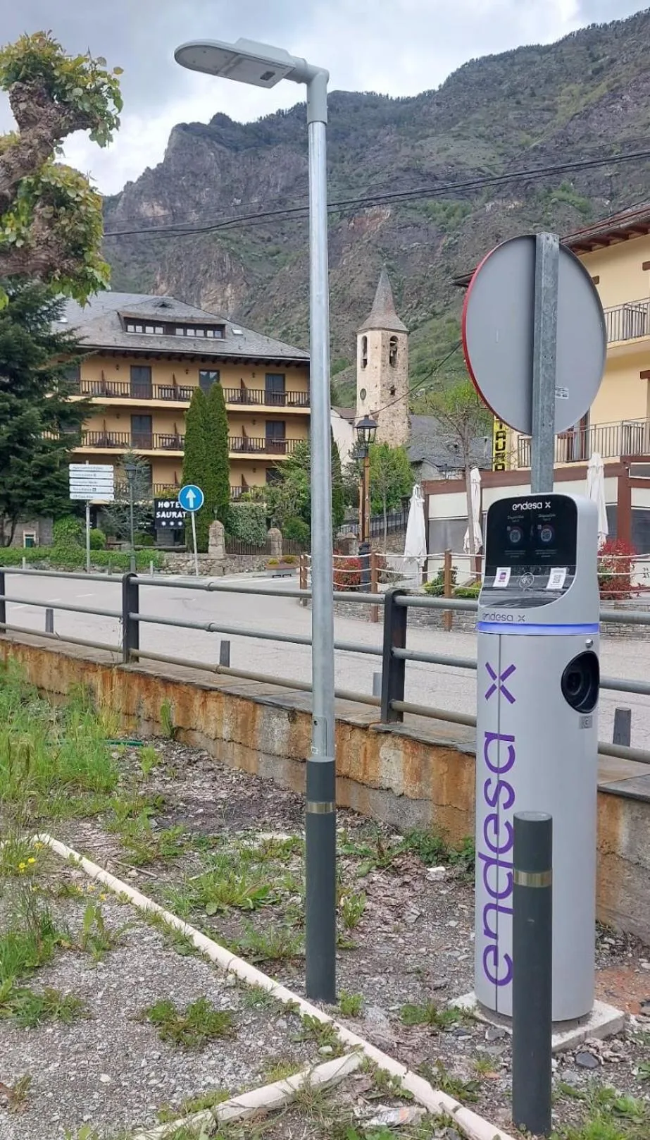 Parking in Hotel Saurat