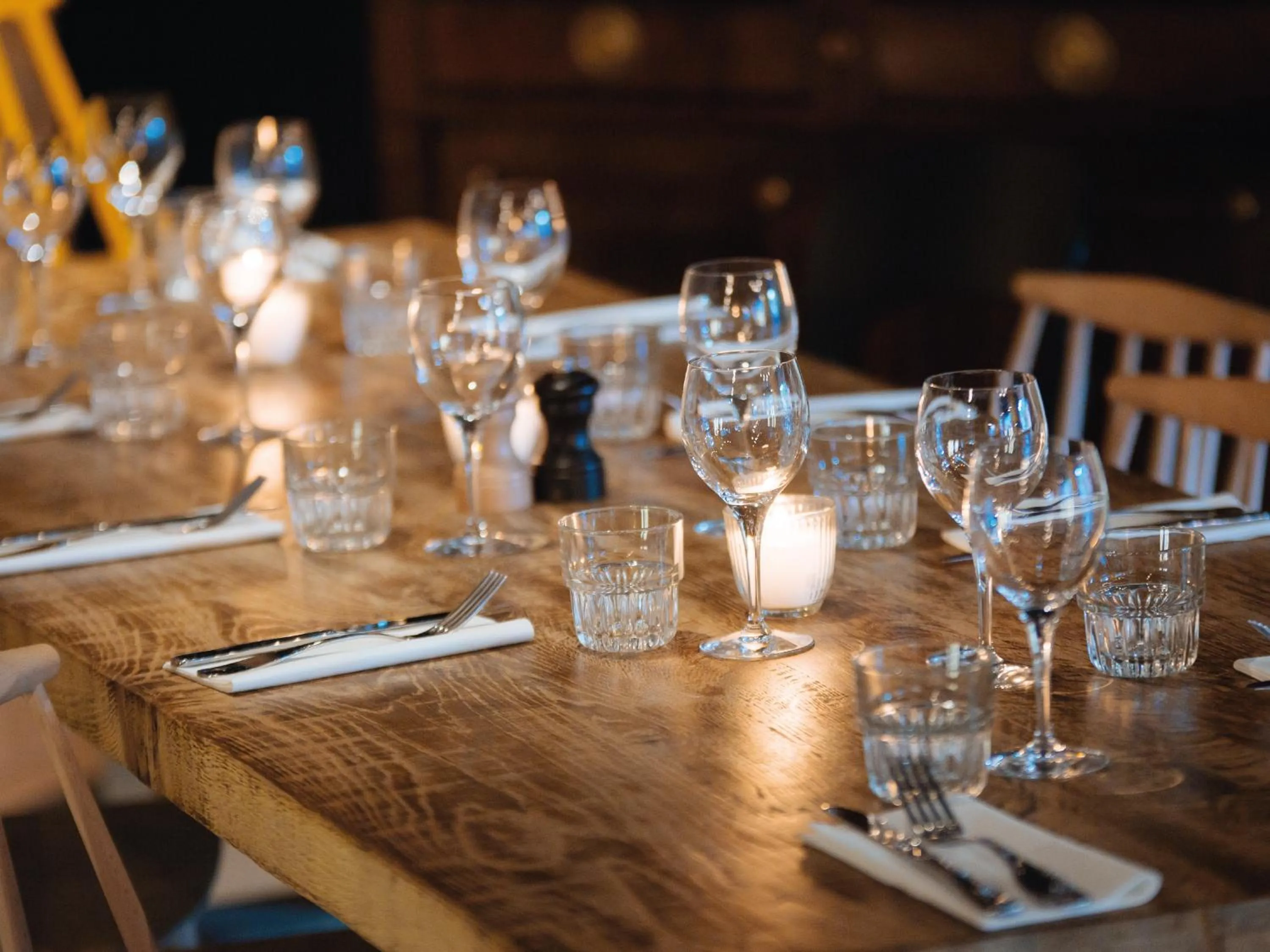 Restaurant/places to eat in MOB HOTEL Paris Les Puces