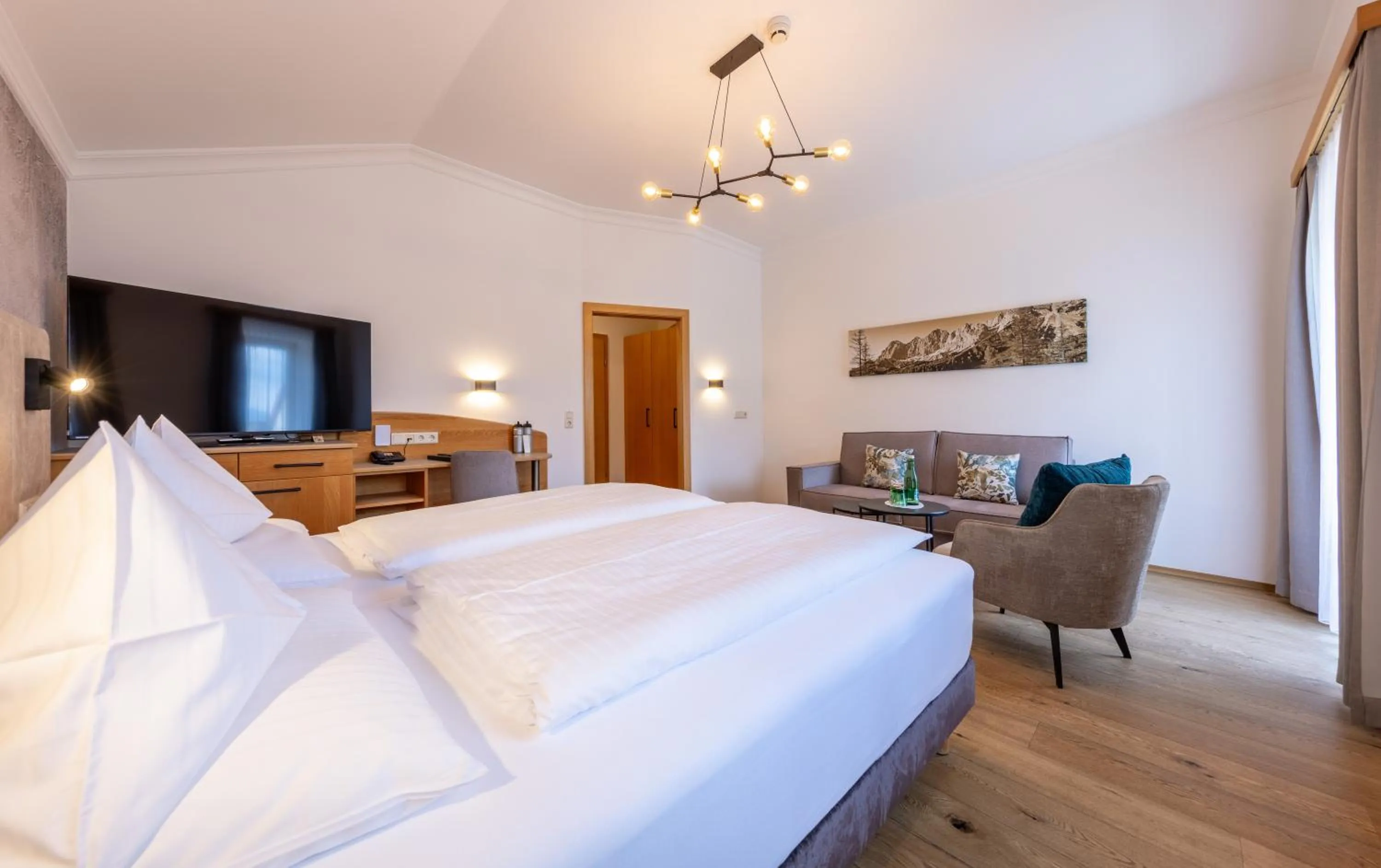 Bed in Hotel Schütterhof