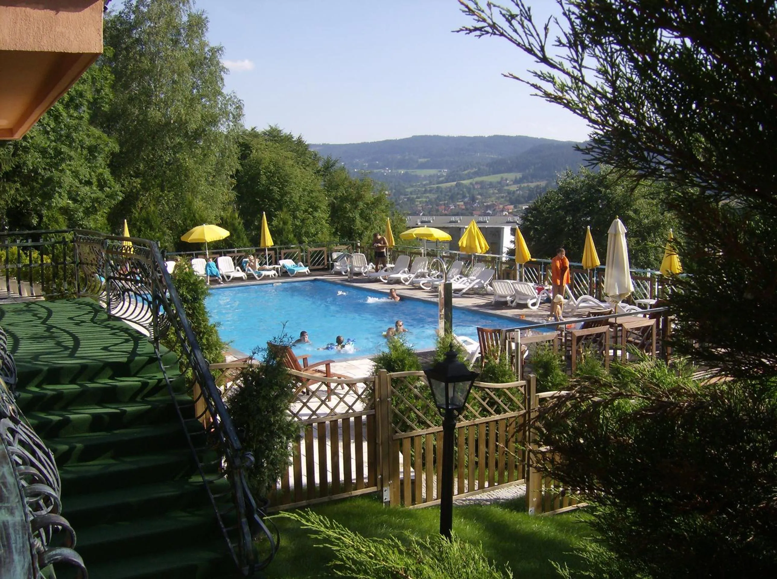 Swimming pool in Hotel New Wave