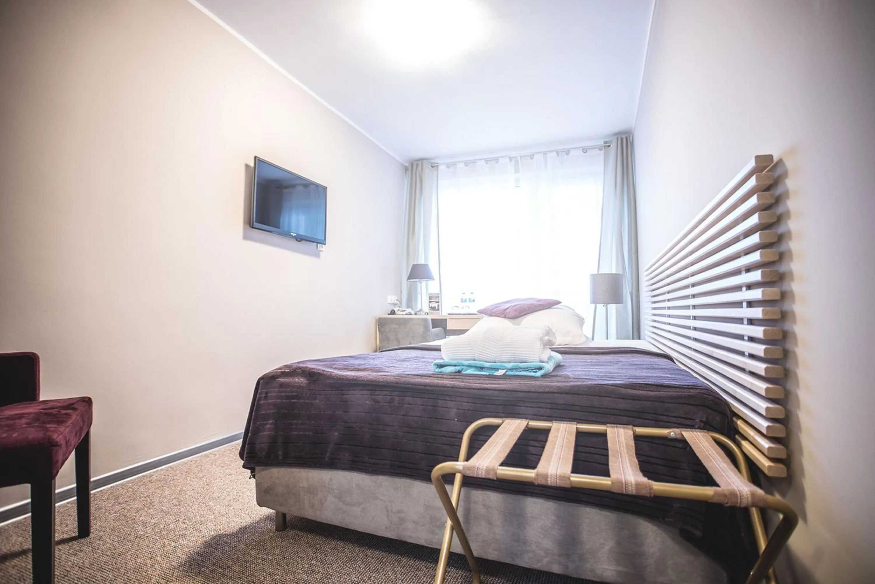 Photo of the whole room, Bed in Hotel New Wave