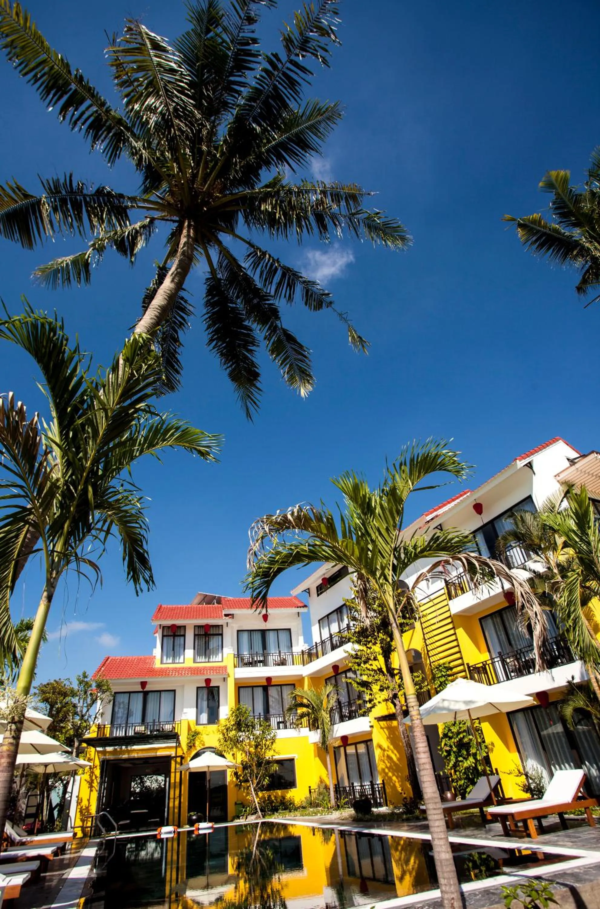 Swimming pool in Hoi An Four Seasons Villa
