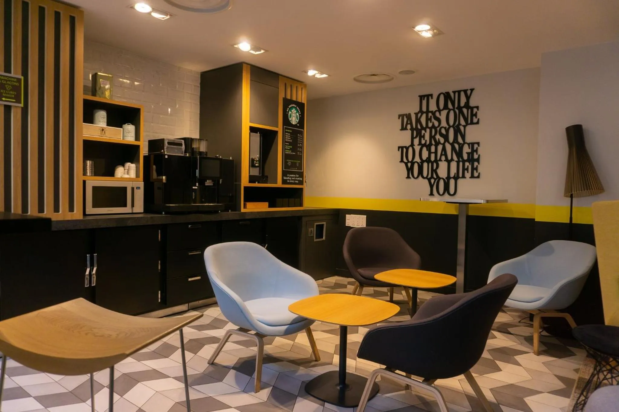 Property building in Holiday Inn Paris Opéra - Grands Boulevards by IHG