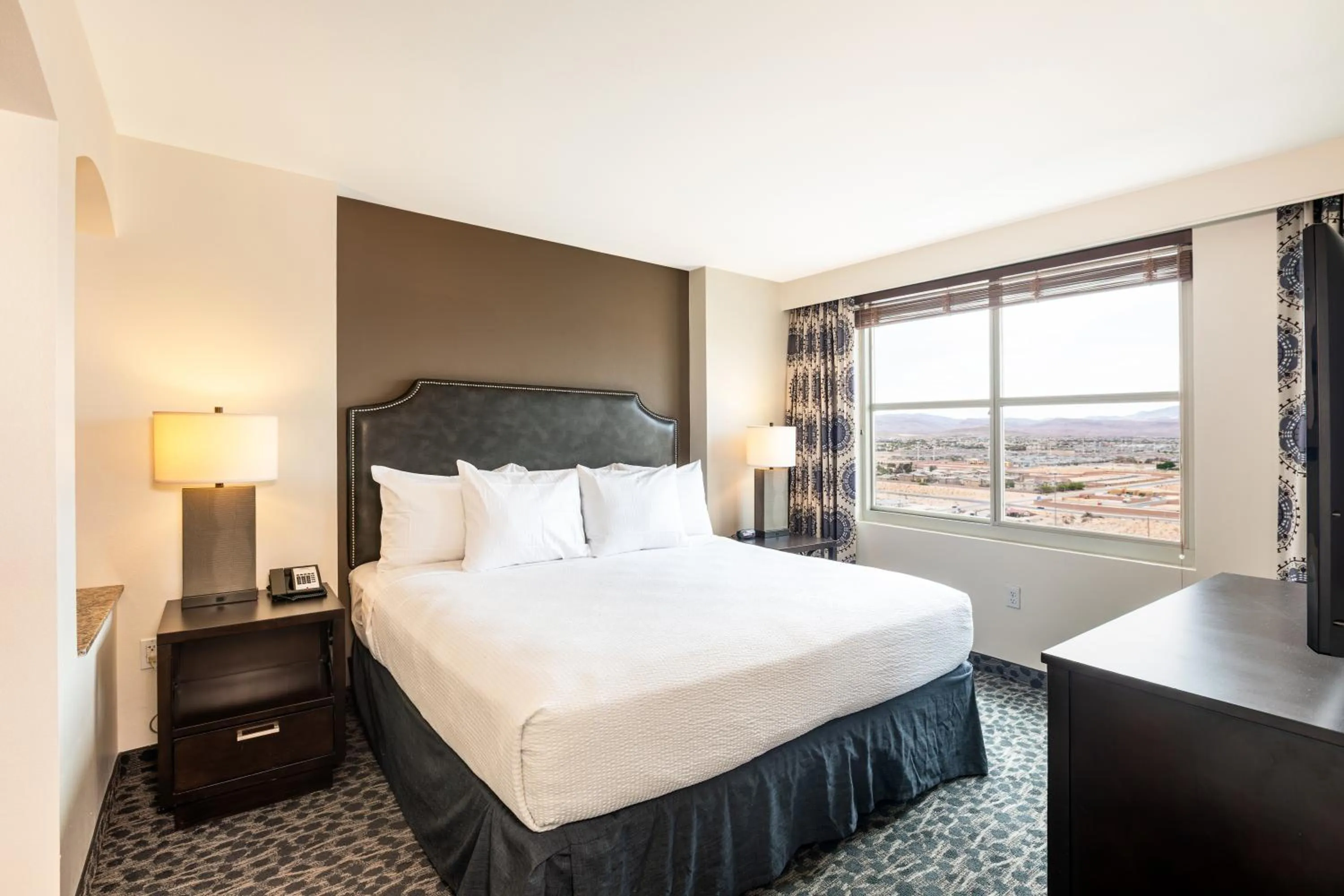 Bedroom, Bed in The Grandview at Las Vegas
