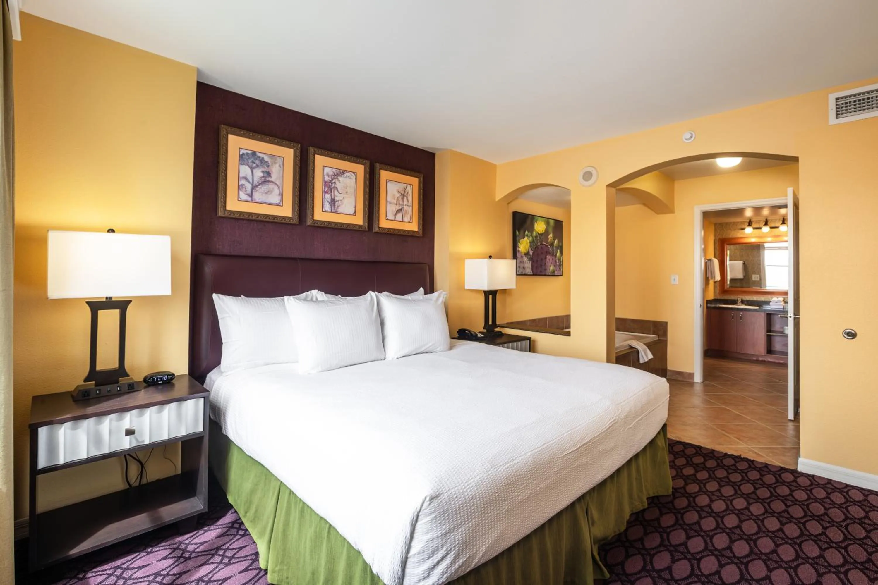 Bedroom, Bed in The Grandview at Las Vegas