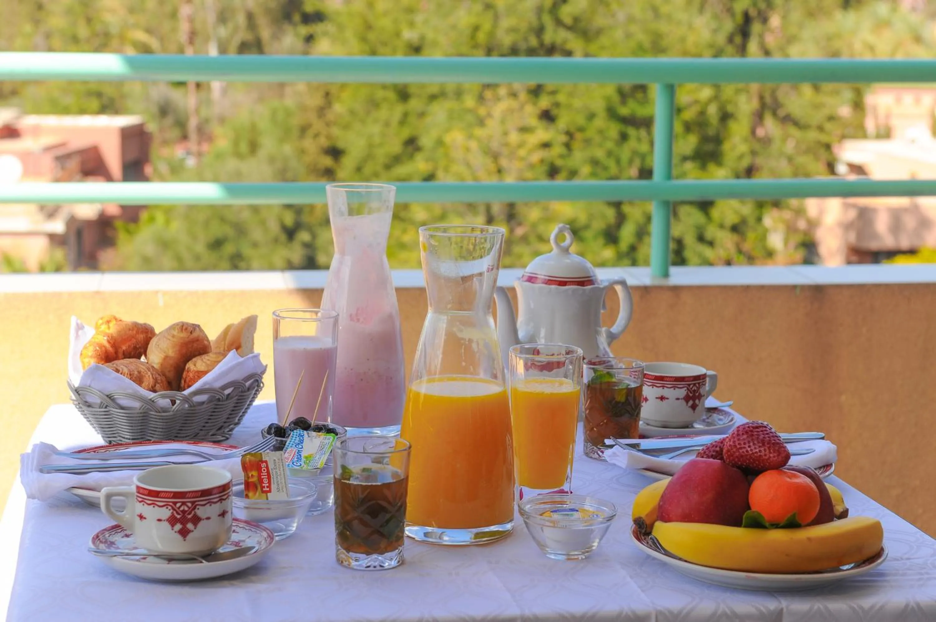 Food in Appart-Hotel Amina Resort & Spa