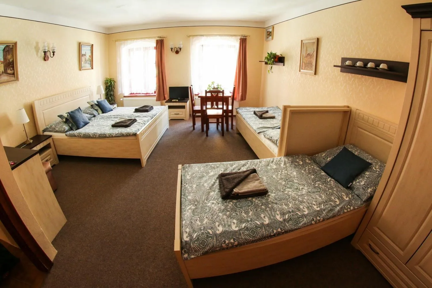 Photo of the whole room, Bed in Mini Hotel Abraka & Apartments
