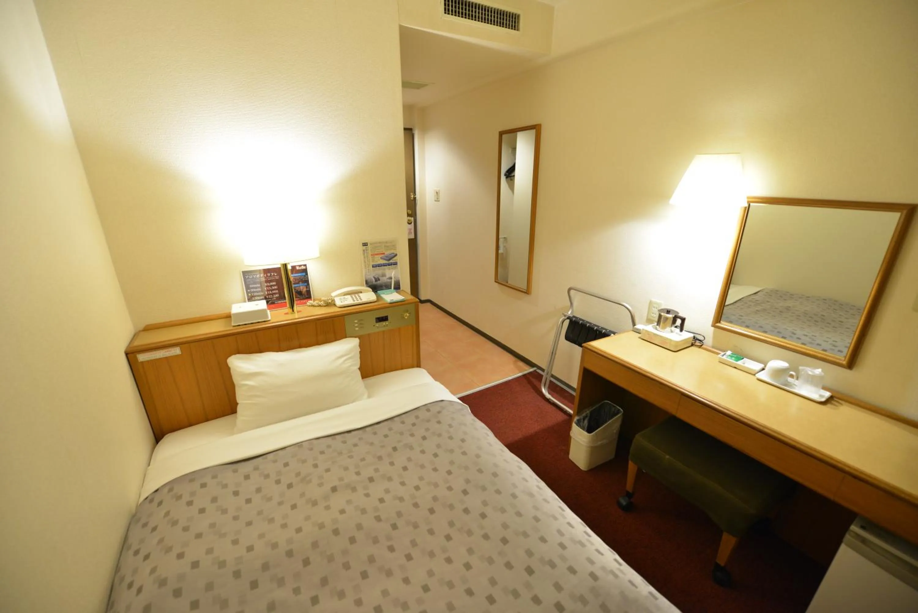Photo of the whole room, Bed in Smile Hotel Tokyo Shinkoiwa