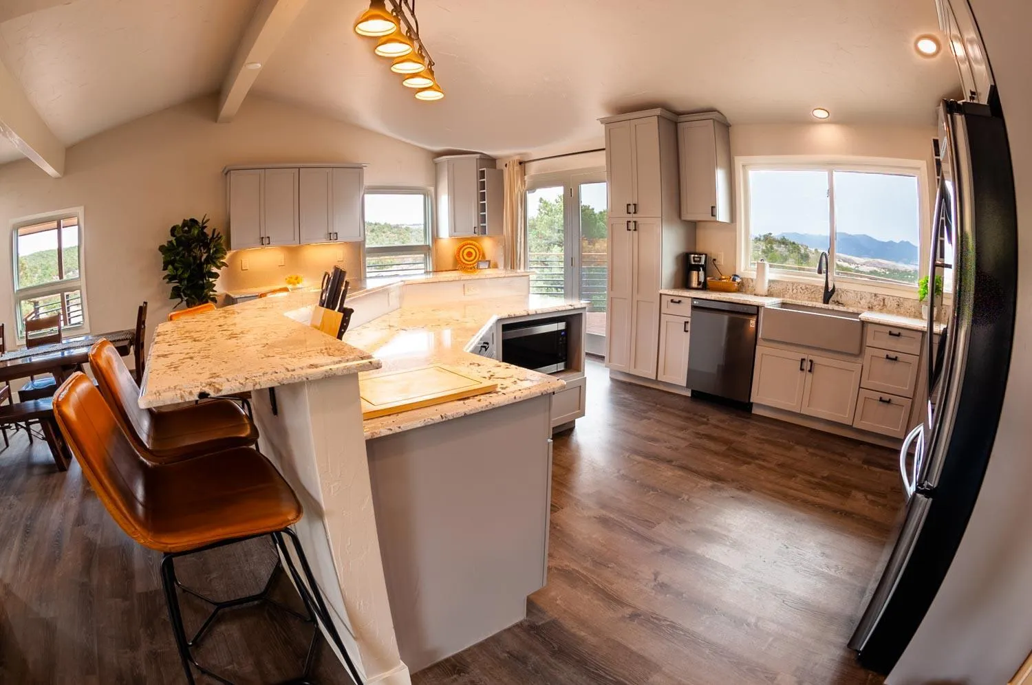 Kitchen or kitchenette in Royal Gorge Cabins