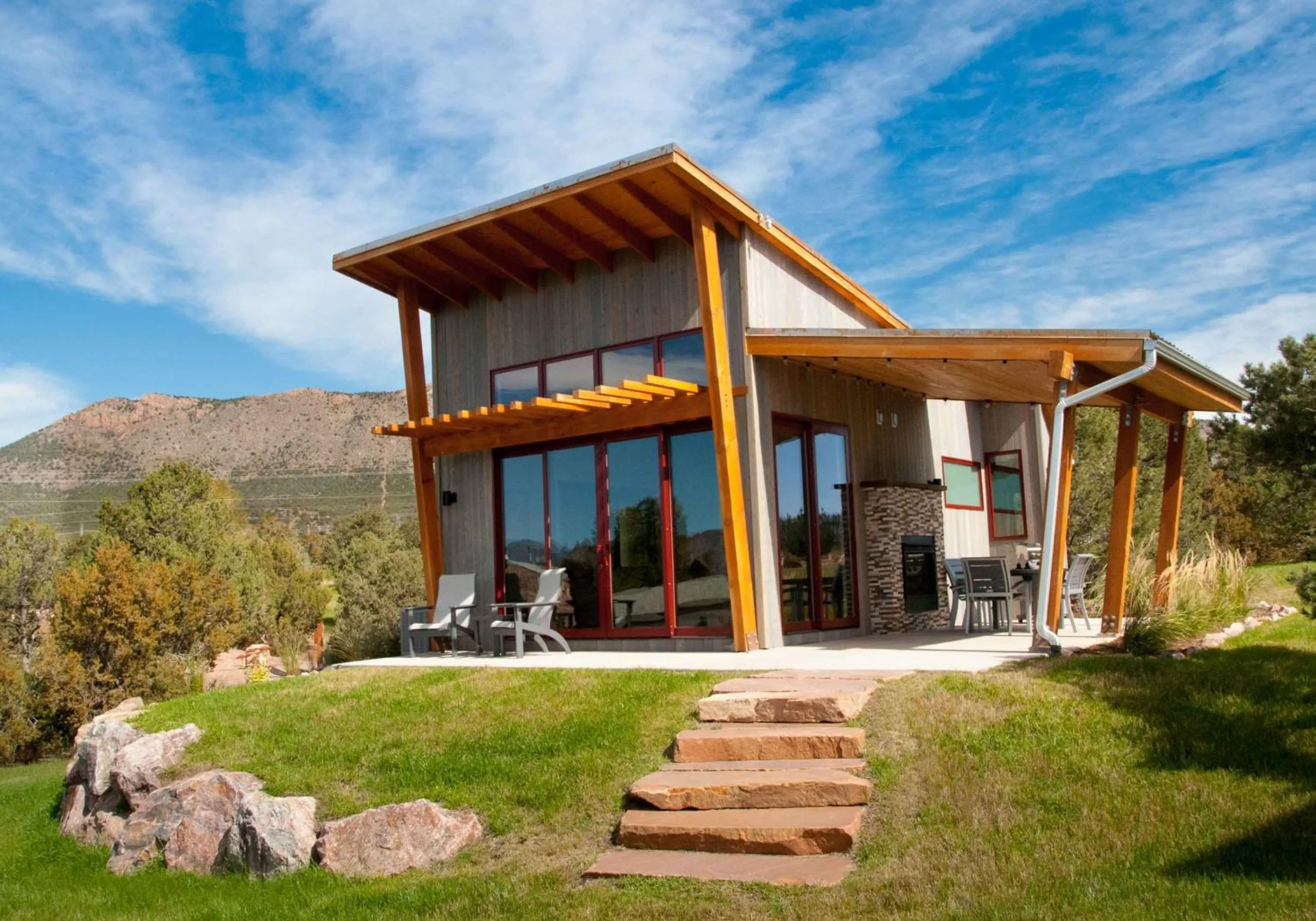 Property building in Royal Gorge Cabins