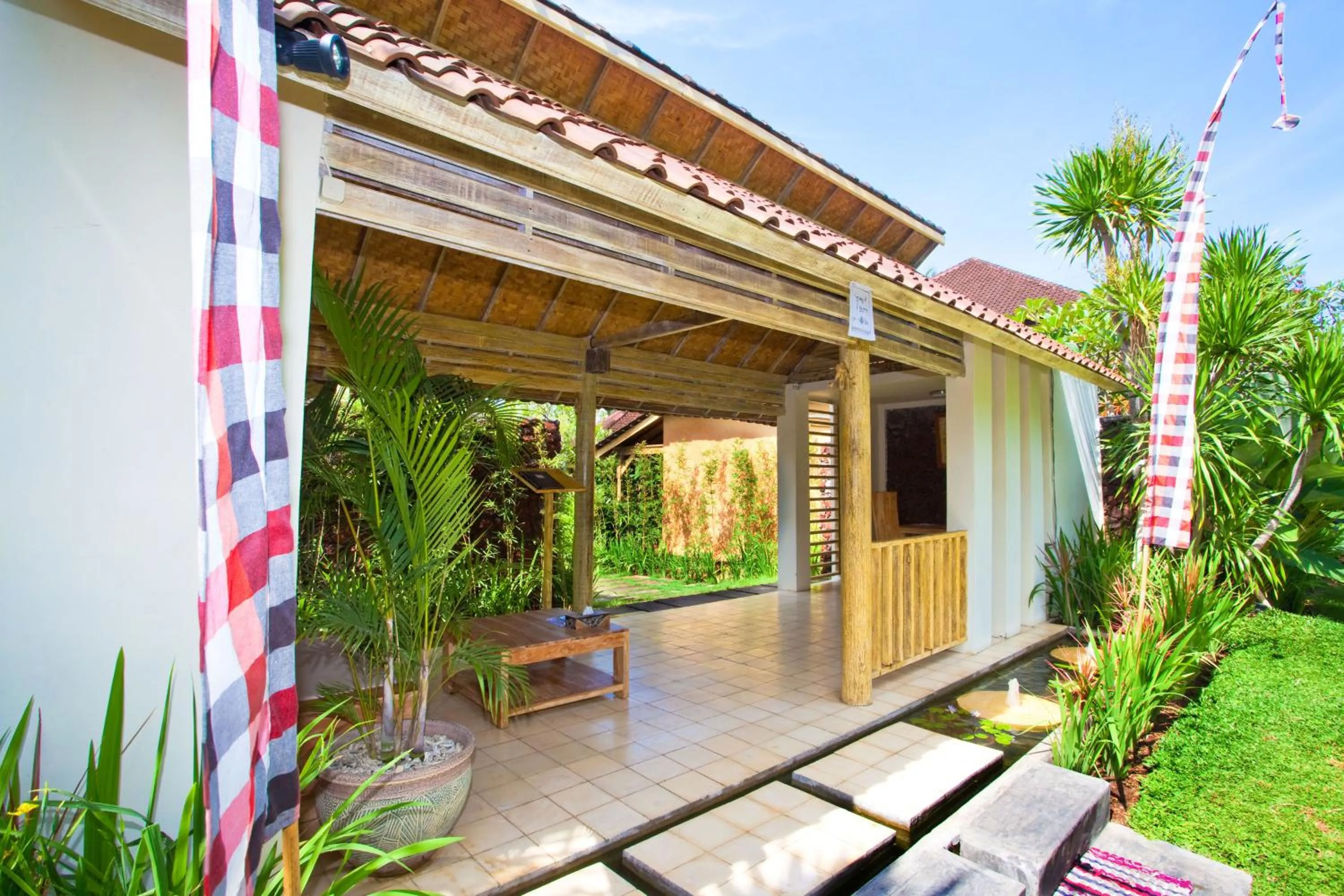 Lobby or reception in D'Tunjung Resort & Spa