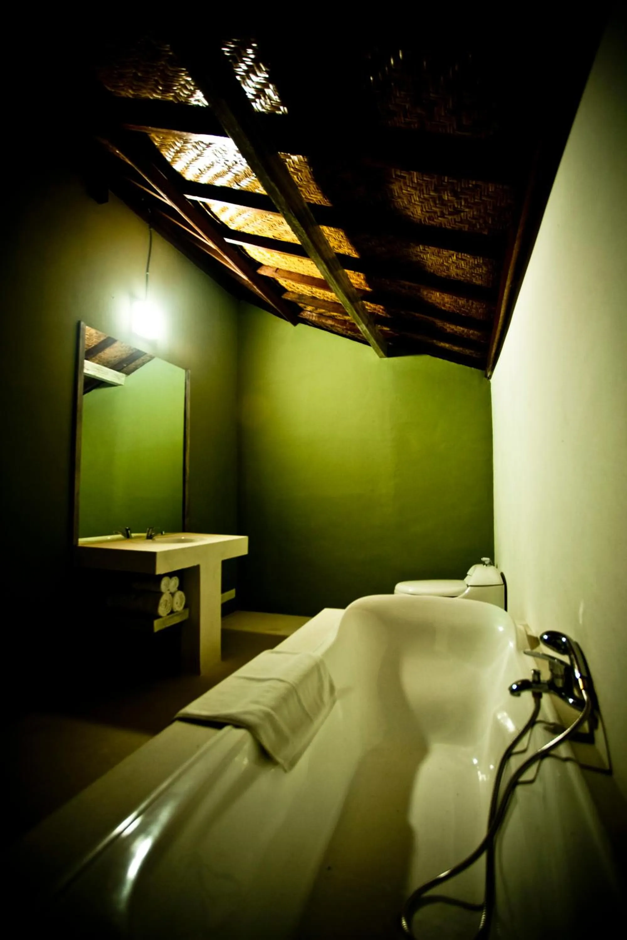 Bathroom in D'Tunjung Resort & Spa