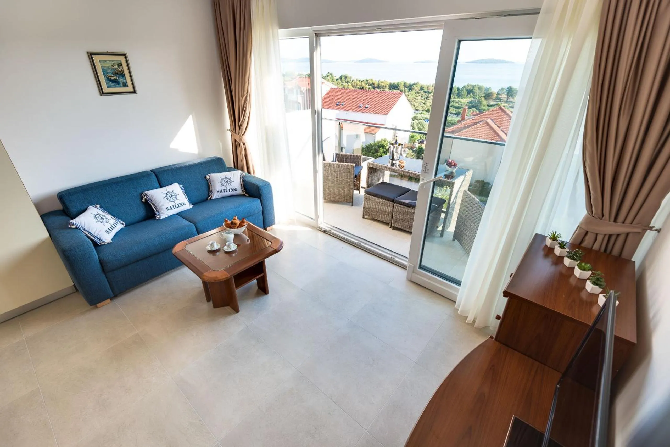 TV and multimedia in Croatica Suites Podsolarsko