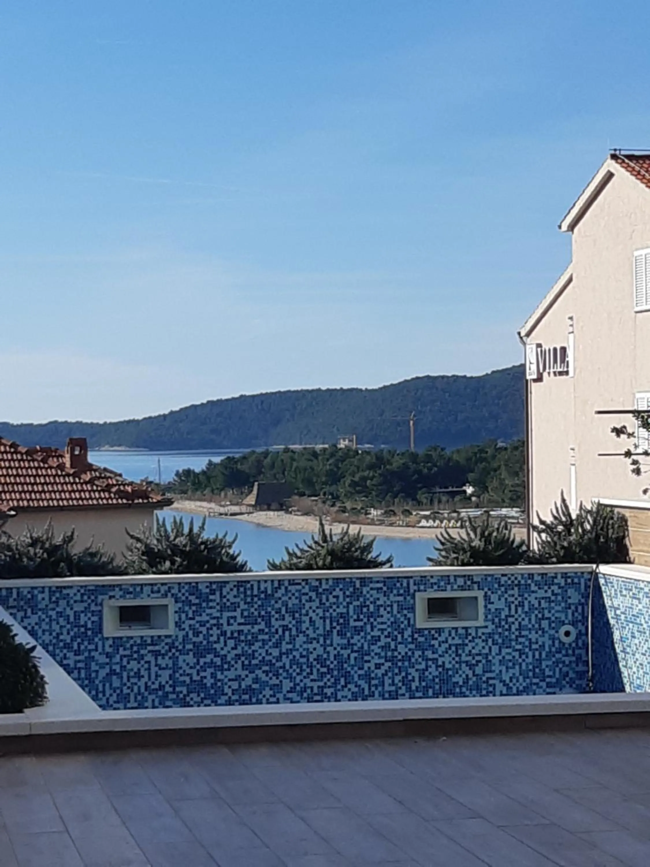 Sea view in Croatica Suites Podsolarsko